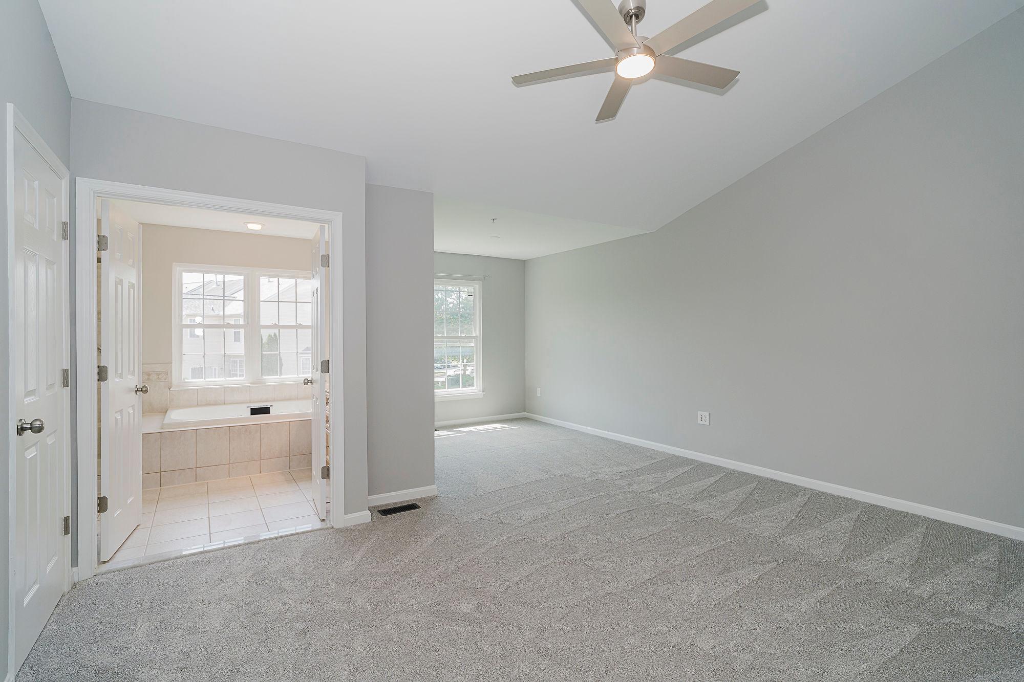 WELLINGTON TRACE - Residential