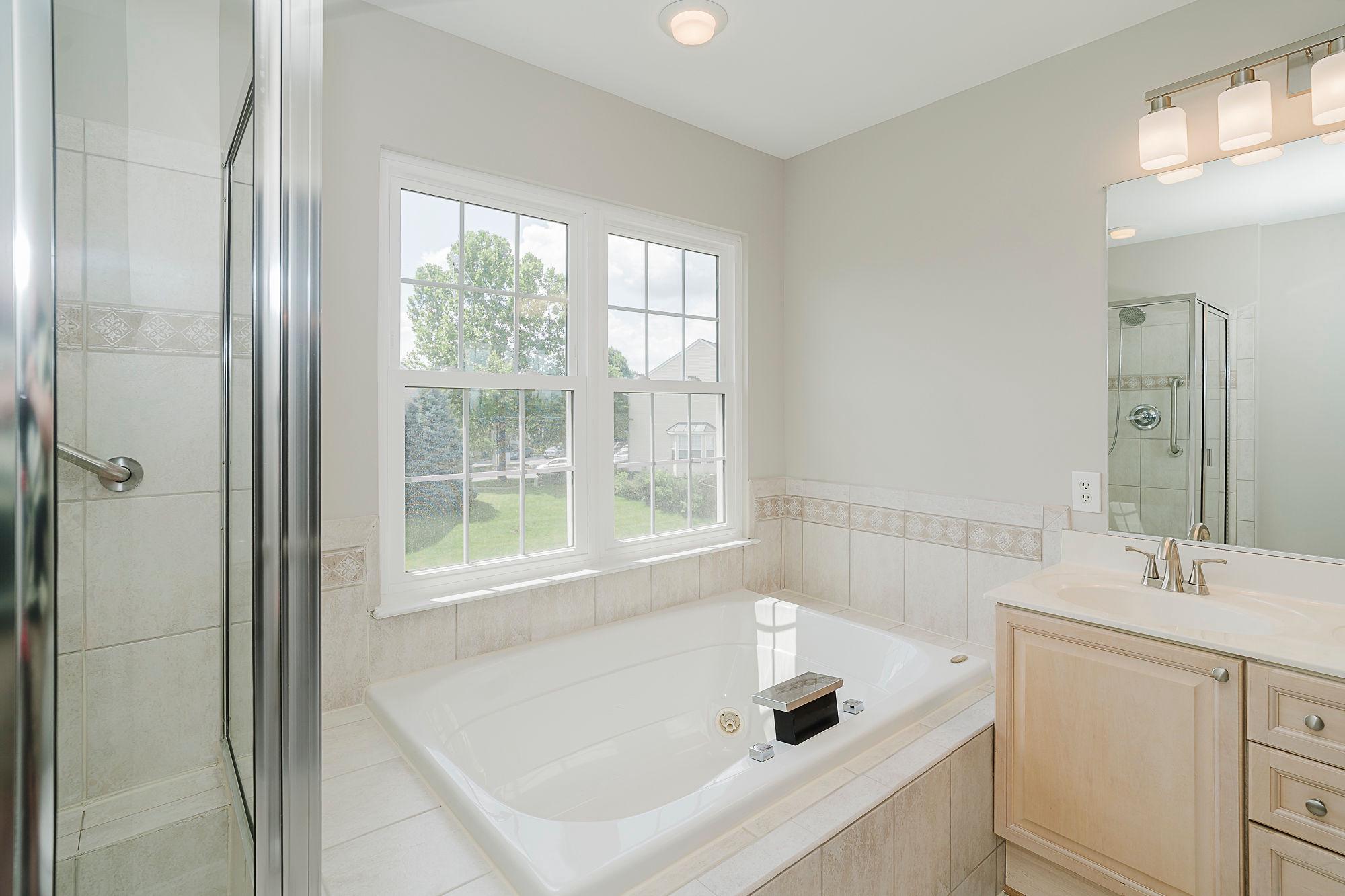 WELLINGTON TRACE - Residential