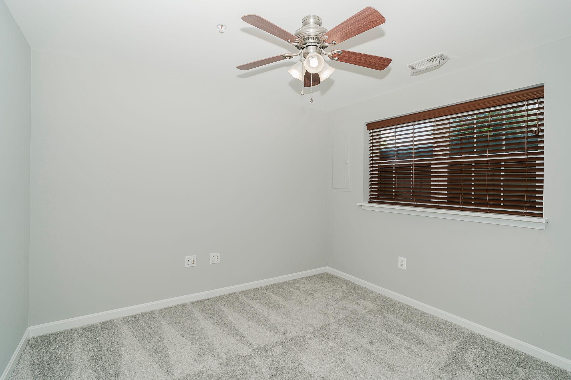 WELLINGTON TRACE - Residential