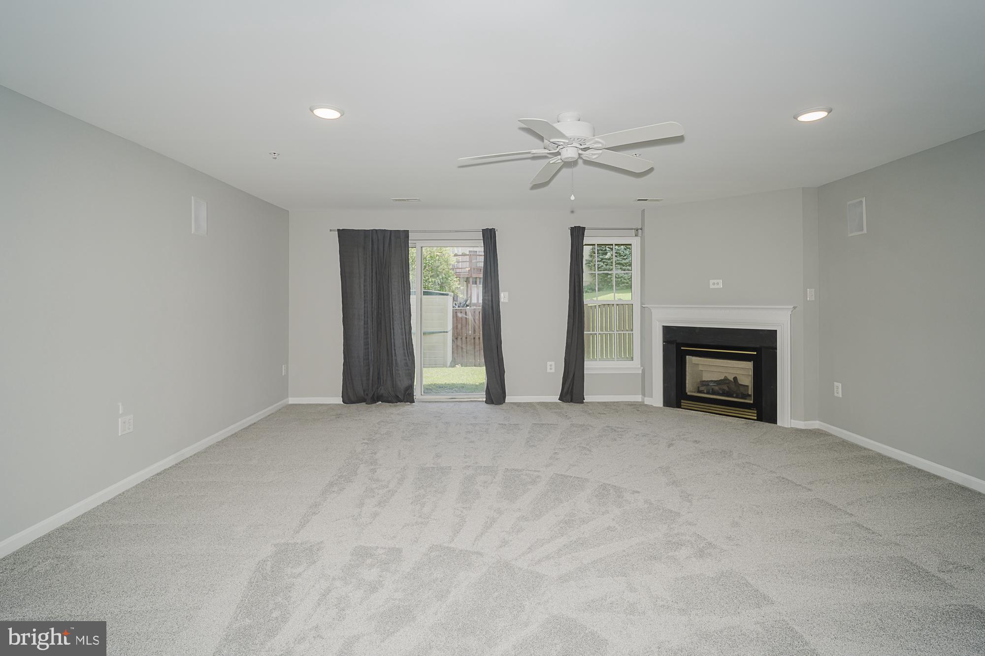 WELLINGTON TRACE - Residential