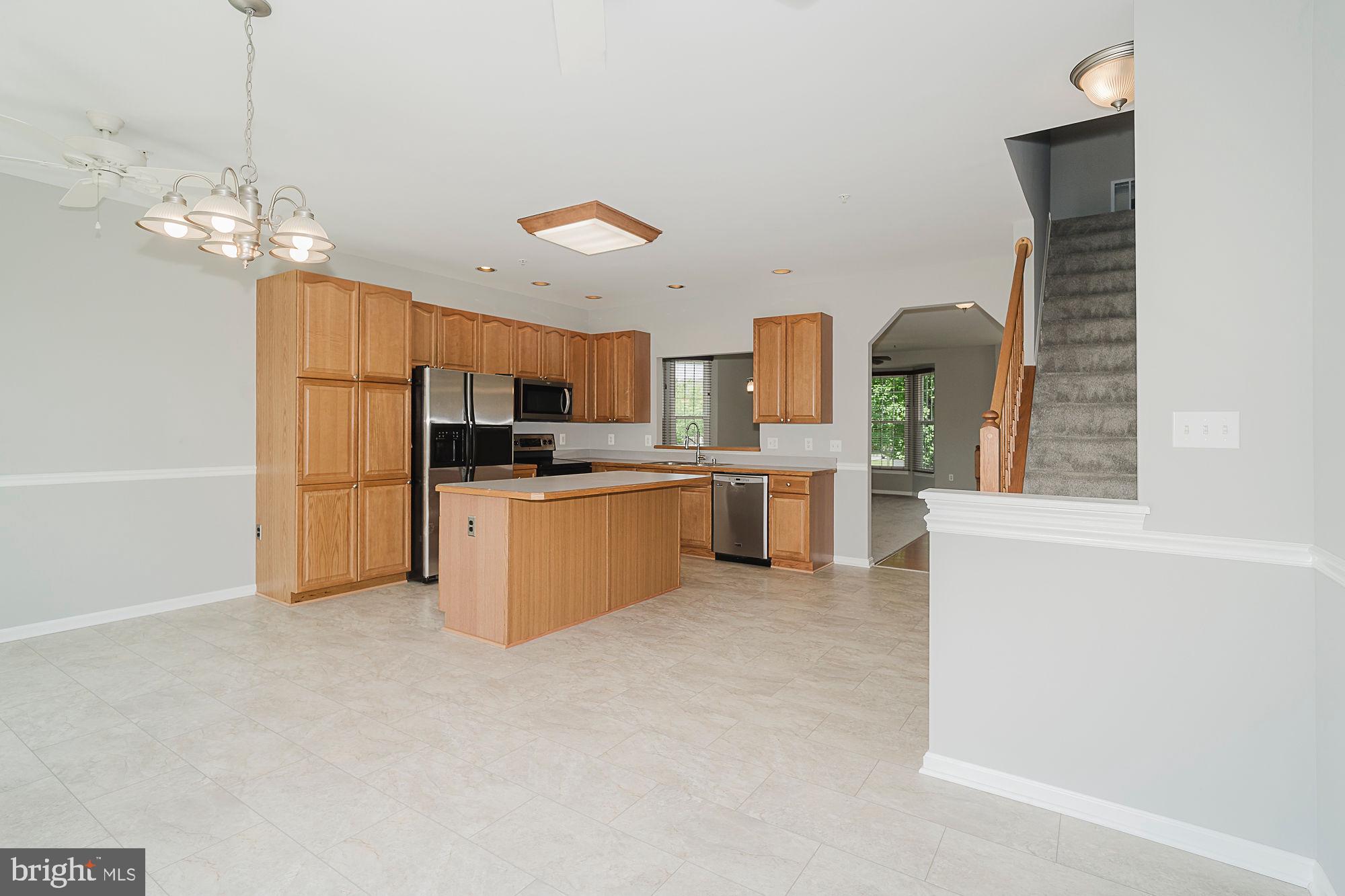 WELLINGTON TRACE - Residential