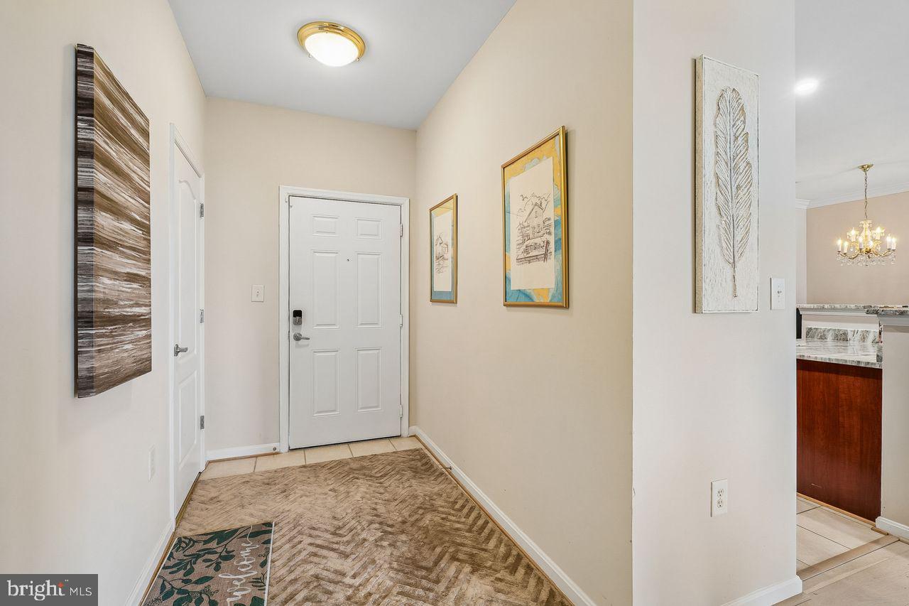 POTOMAC POINTE - Residential