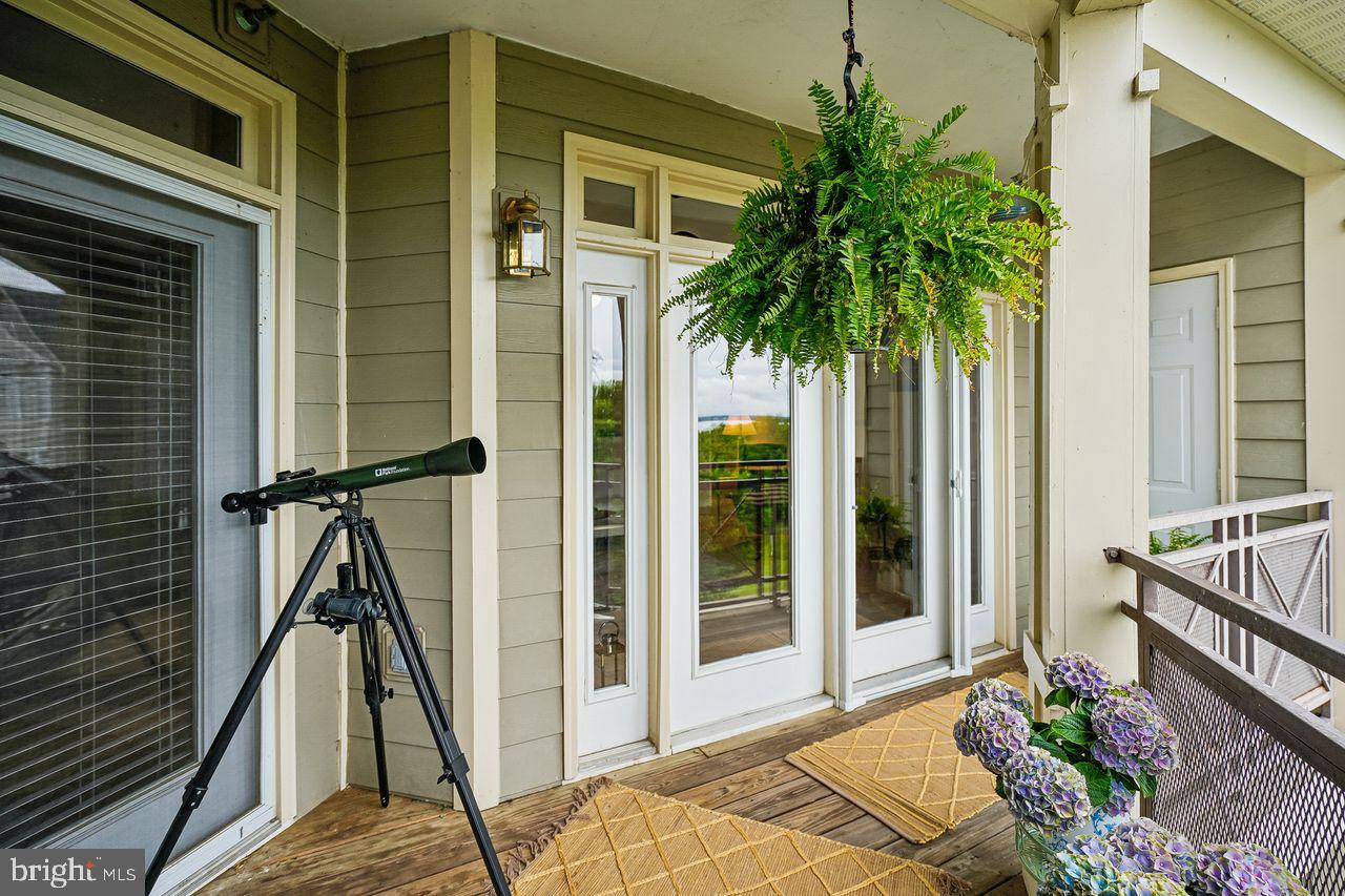 POTOMAC POINTE - Residential