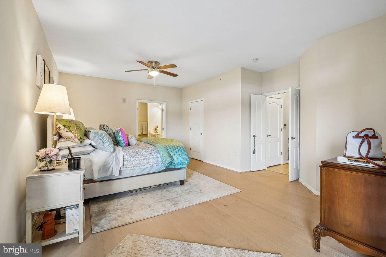 POTOMAC POINTE - Residential