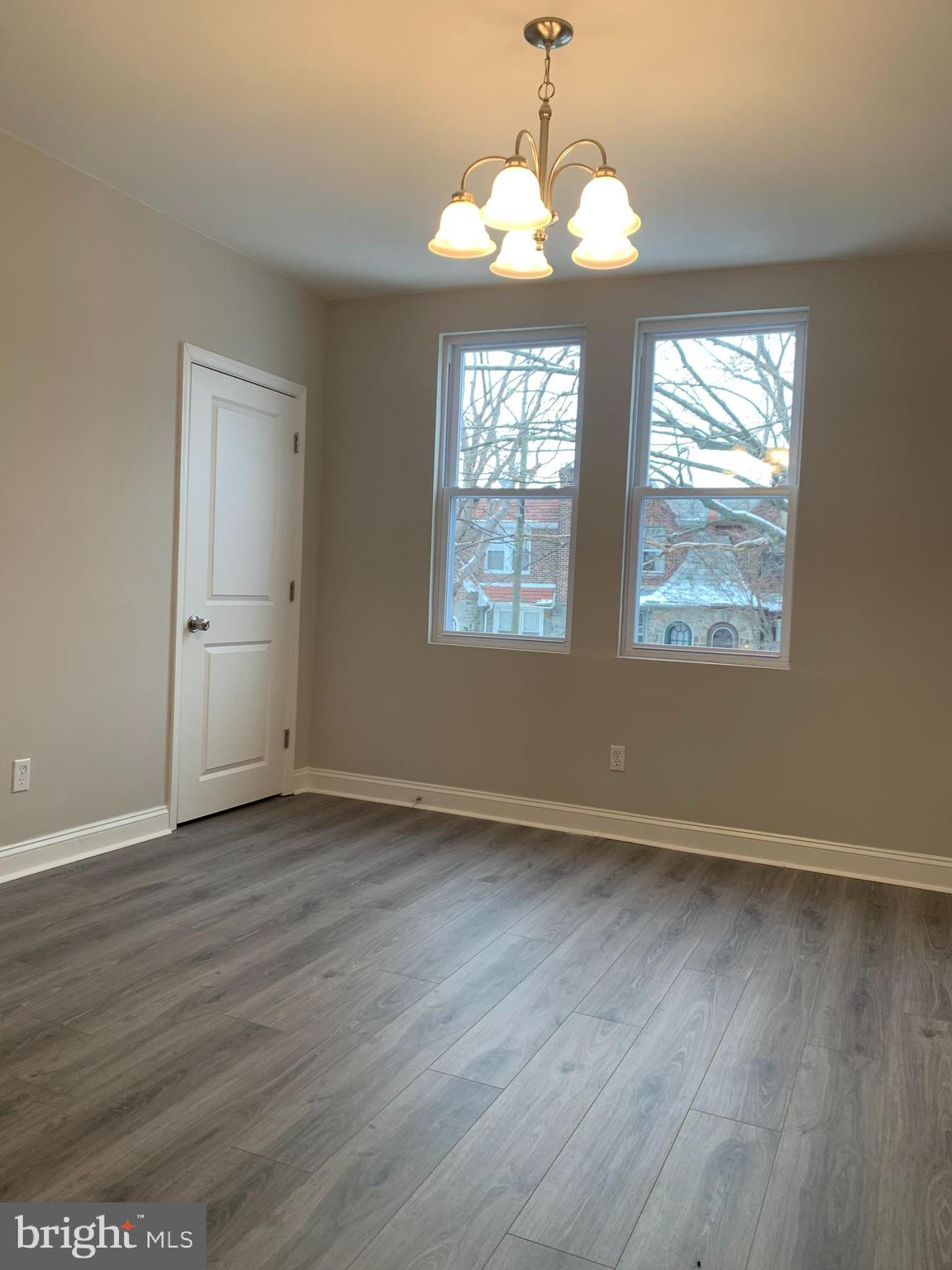 OXFORD CIRCLE - Residential Lease
