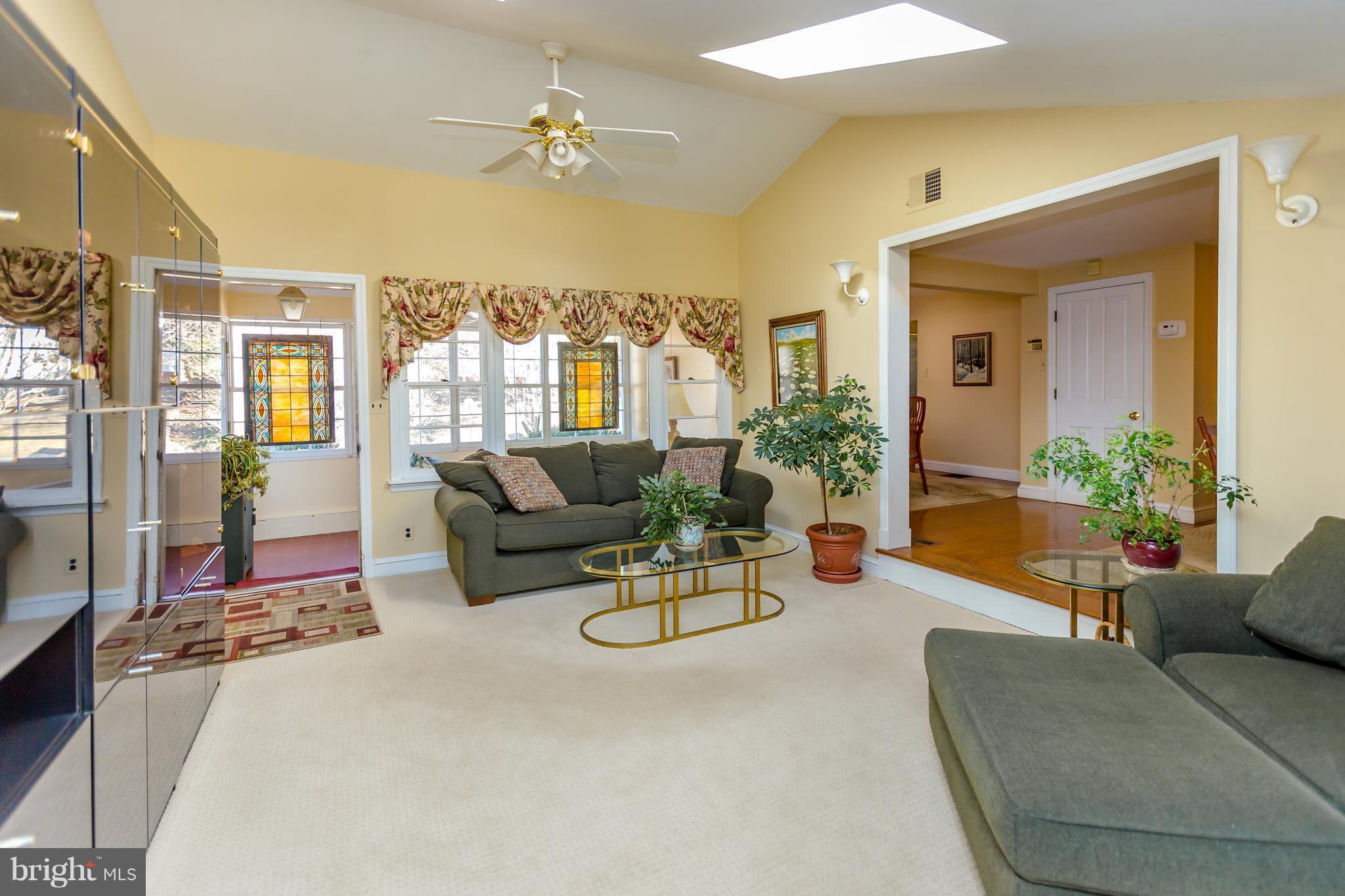 RUXTON - Residential