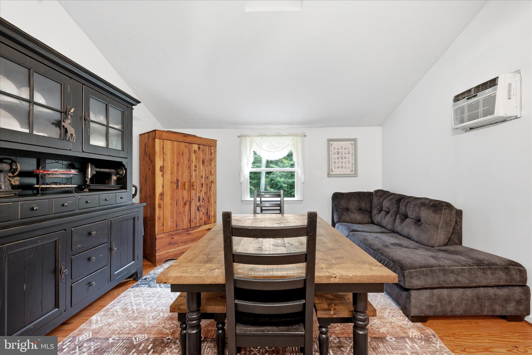 SHANNONDALE - Residential