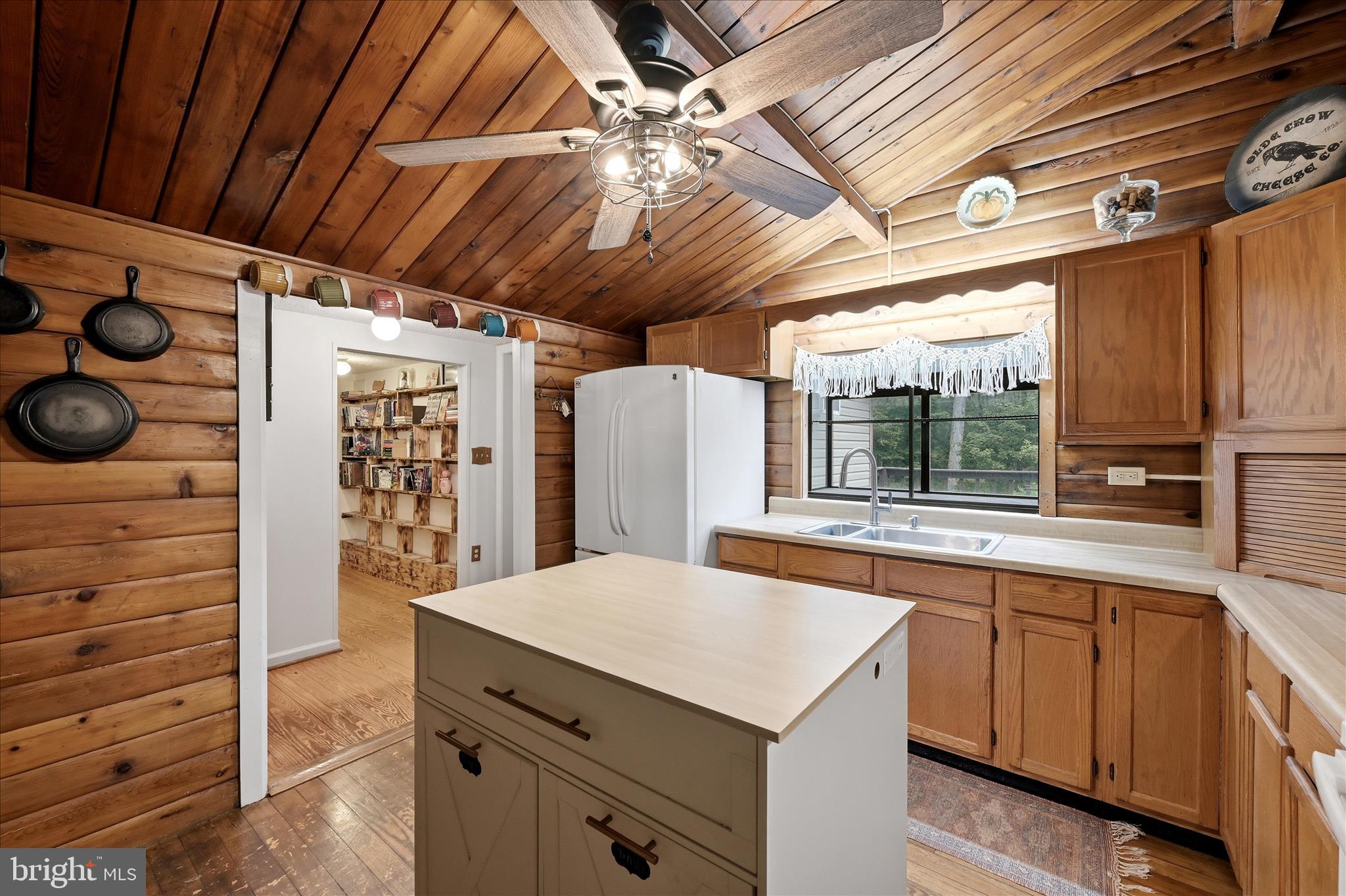 SHANNONDALE - Residential