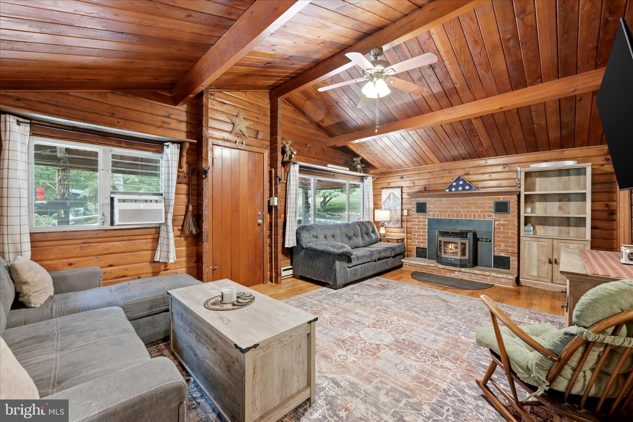 SHANNONDALE - Residential