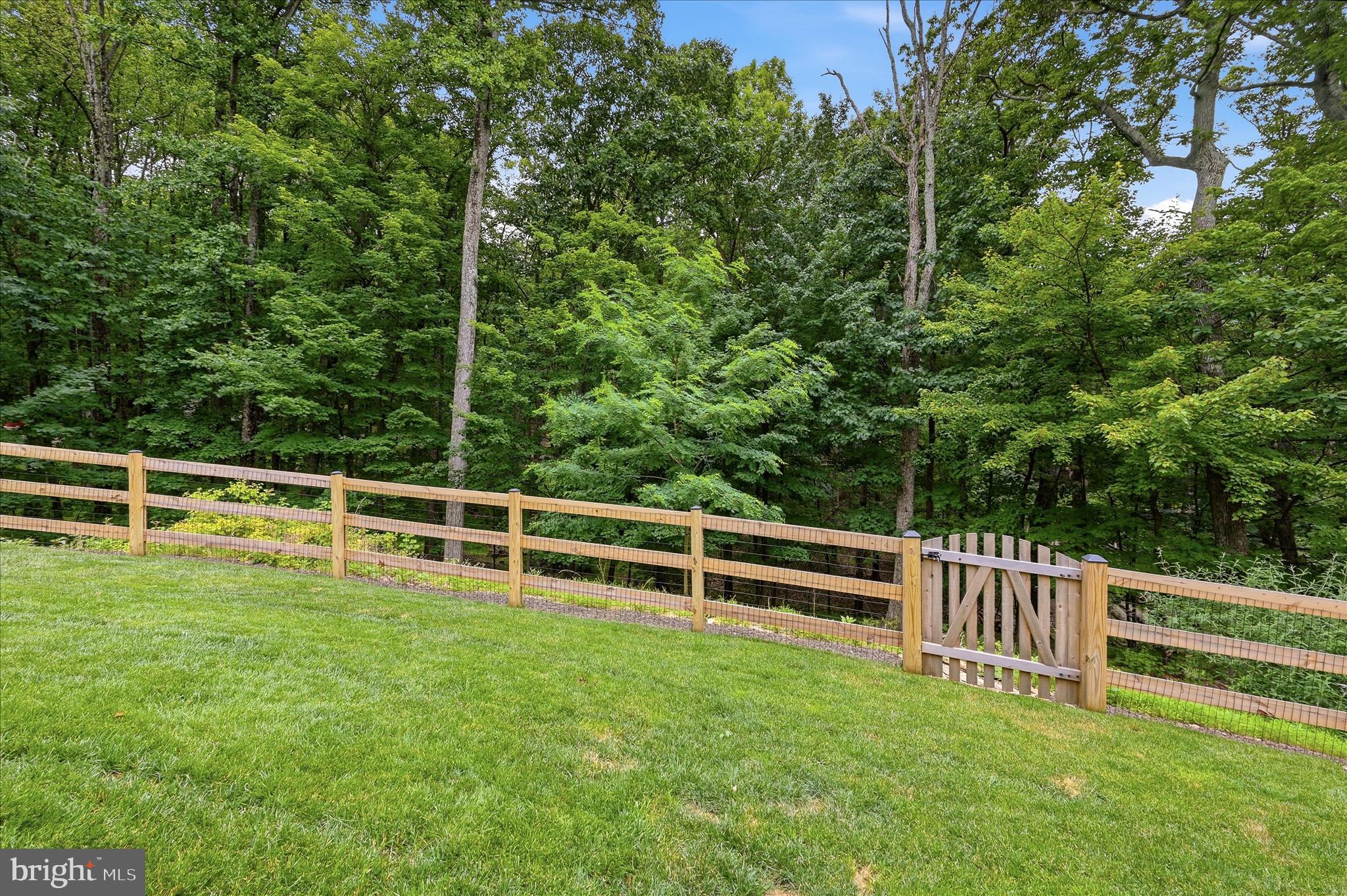 SHANNONDALE - Residential