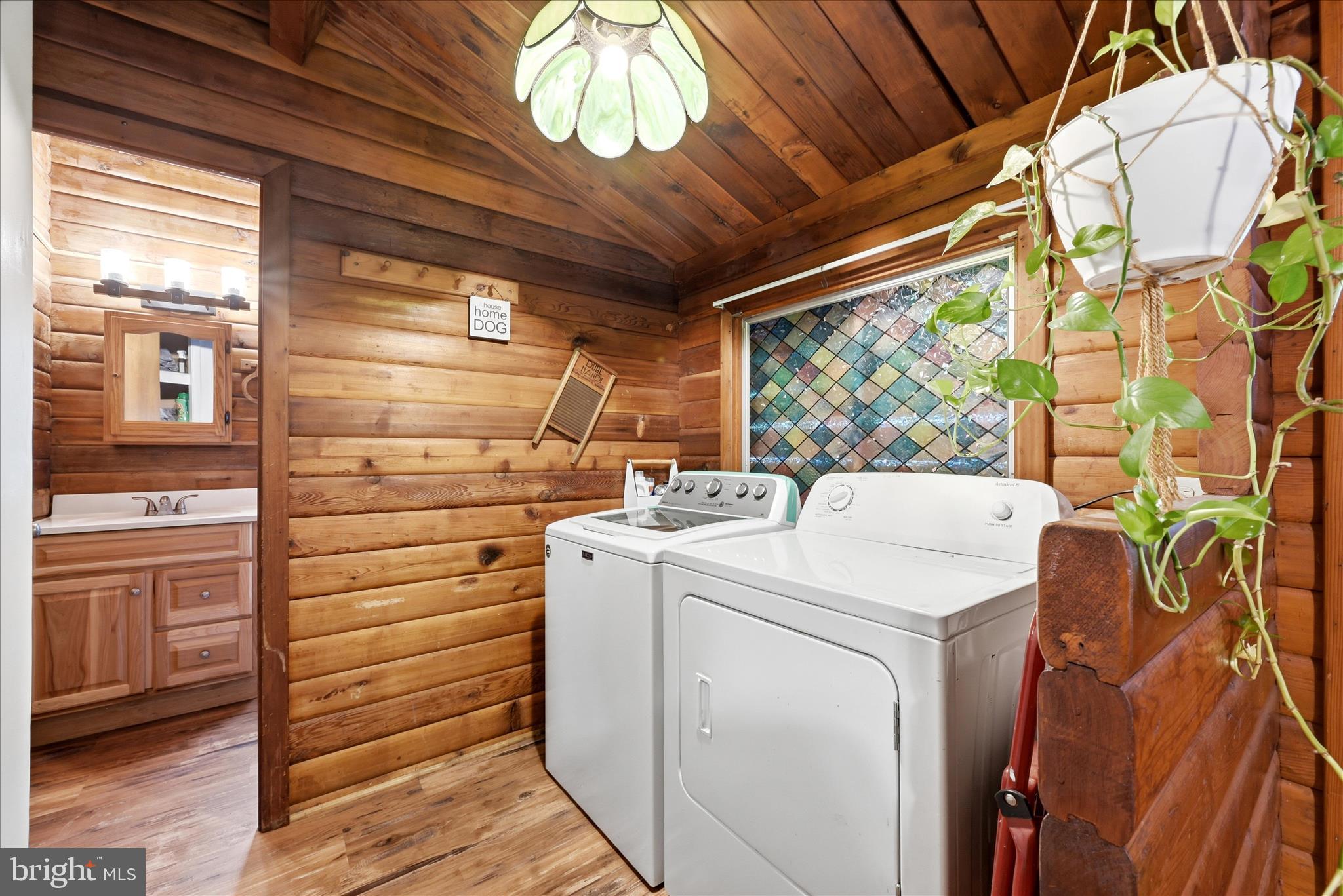SHANNONDALE - Residential