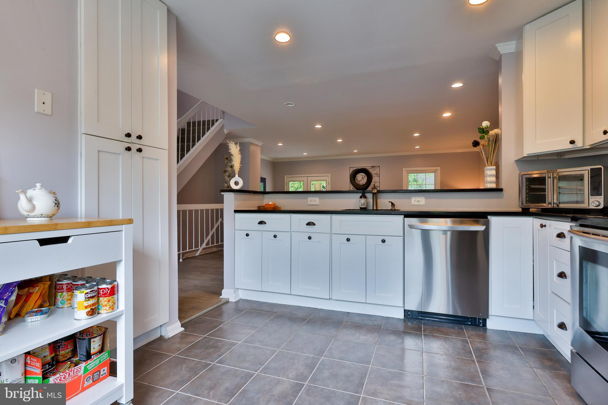 GERMANTOWN VIEW - Residential