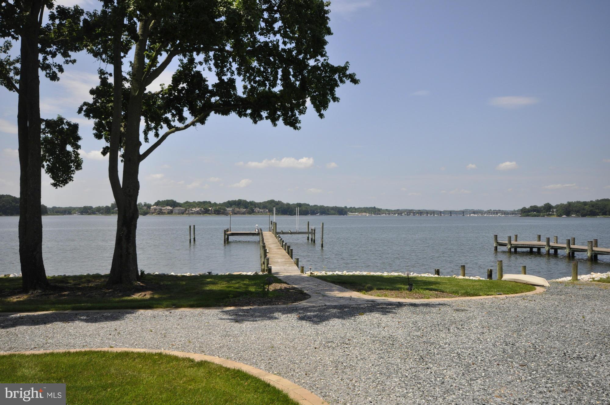 WILD ROSE SHORES - Residential
