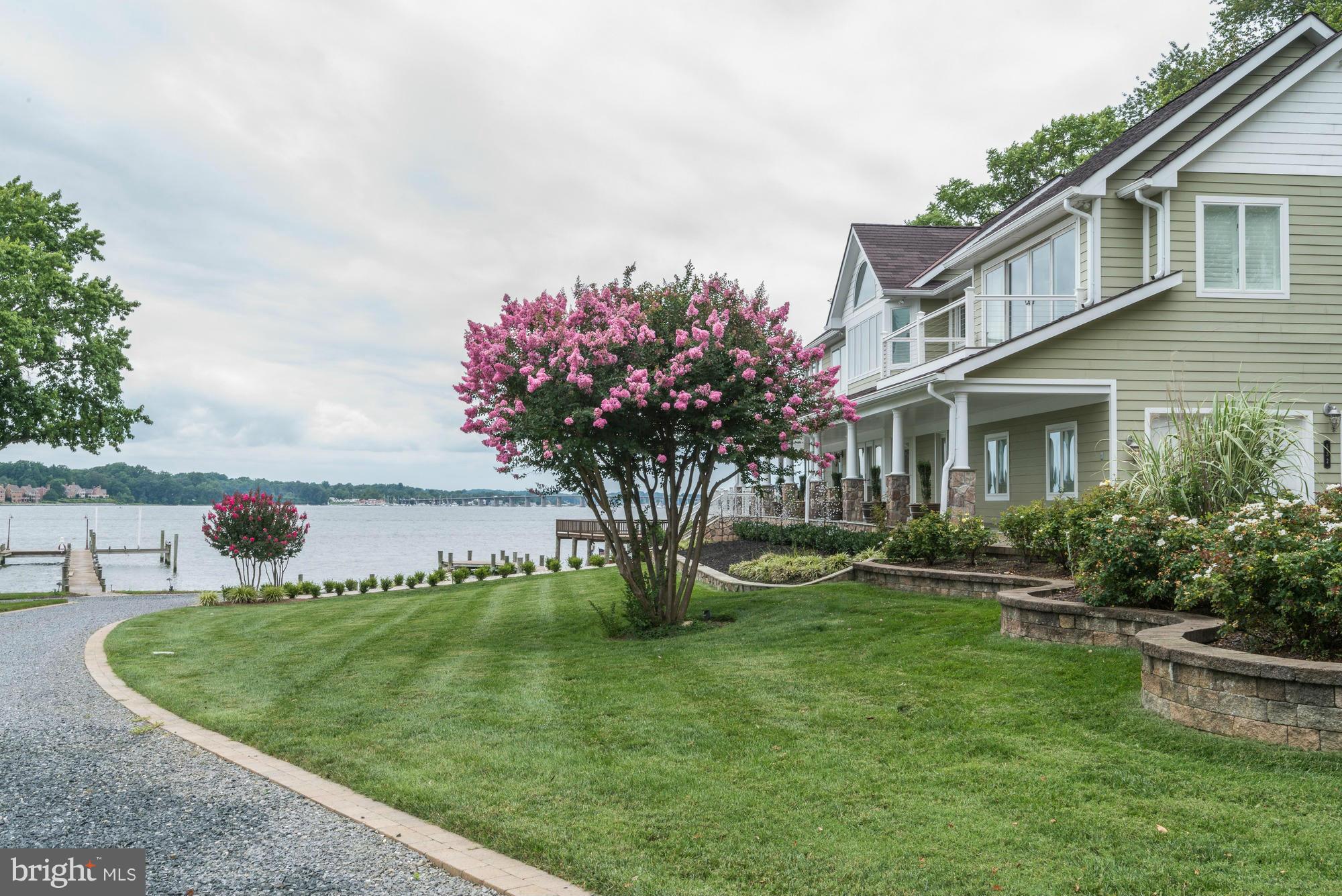 WILD ROSE SHORES - Residential