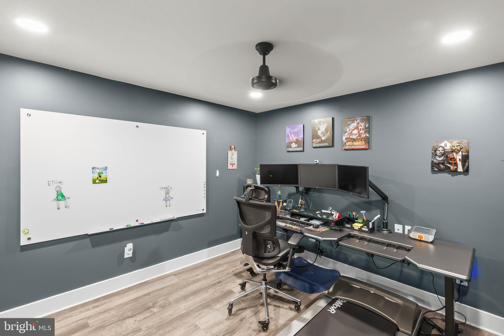 MOUNTAIN VIEW ESTATES - Residential