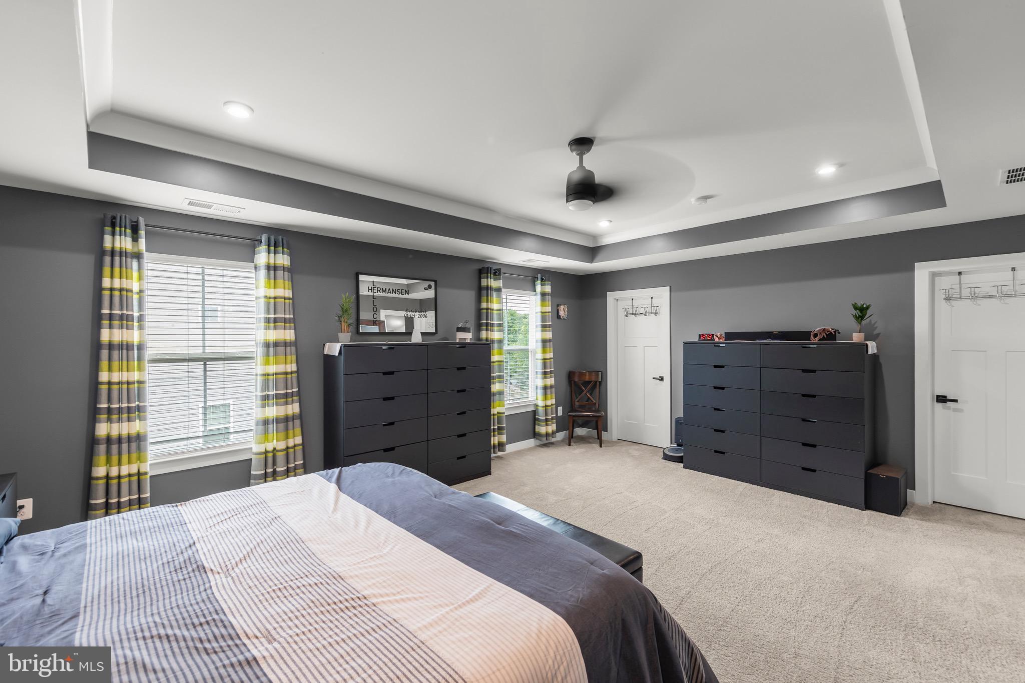 MOUNTAIN VIEW ESTATES - Residential