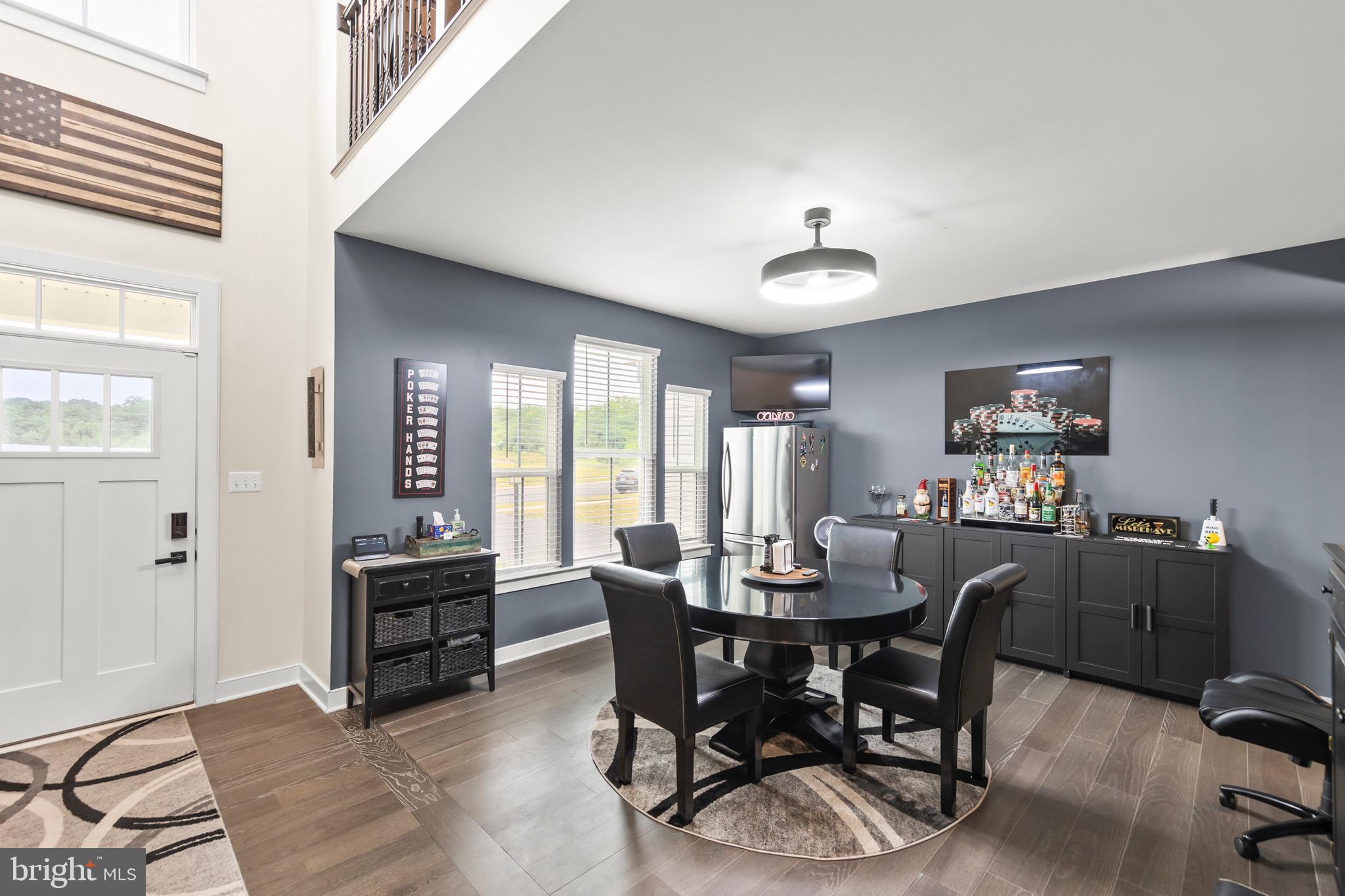 MOUNTAIN VIEW ESTATES - Residential