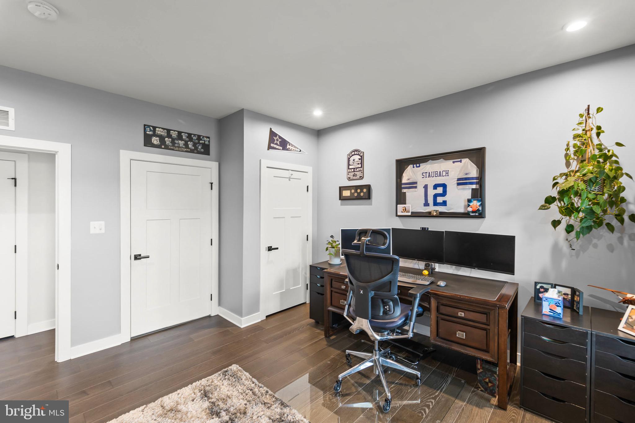 MOUNTAIN VIEW ESTATES - Residential