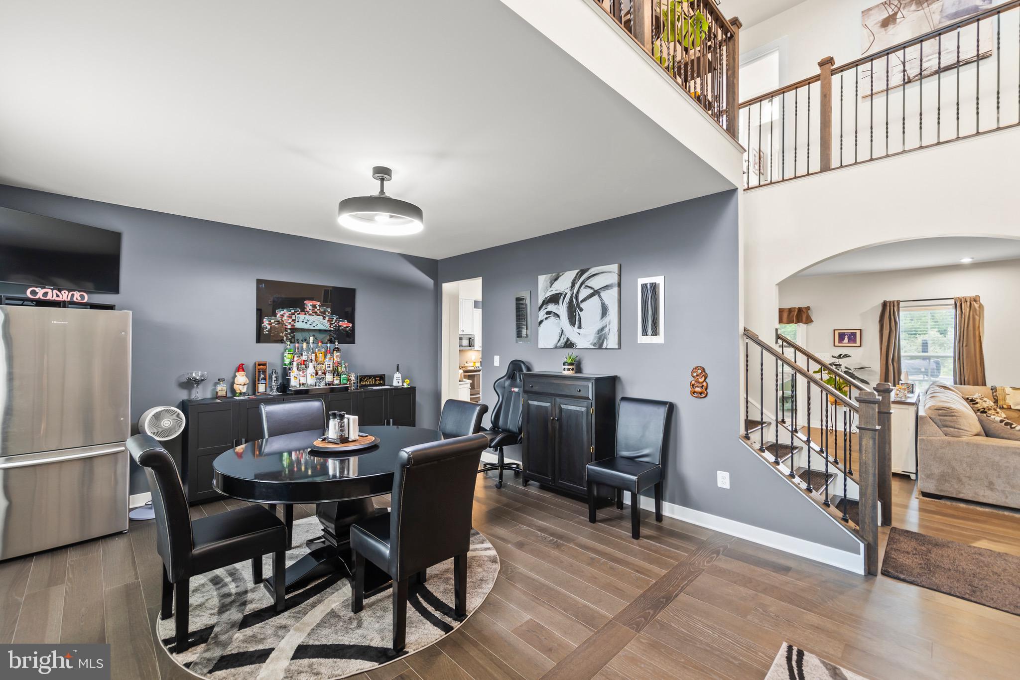 MOUNTAIN VIEW ESTATES - Residential