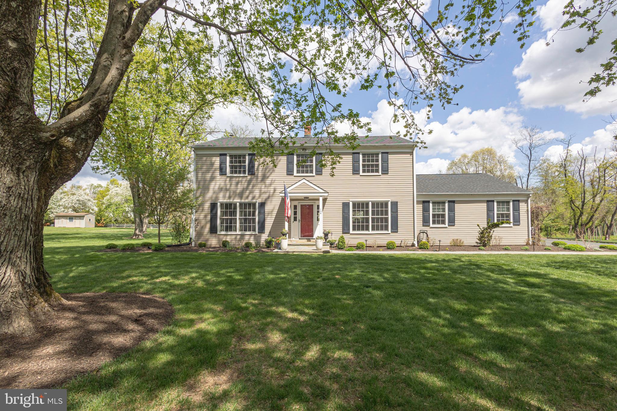MOUNT EYRE MANOR - Residential