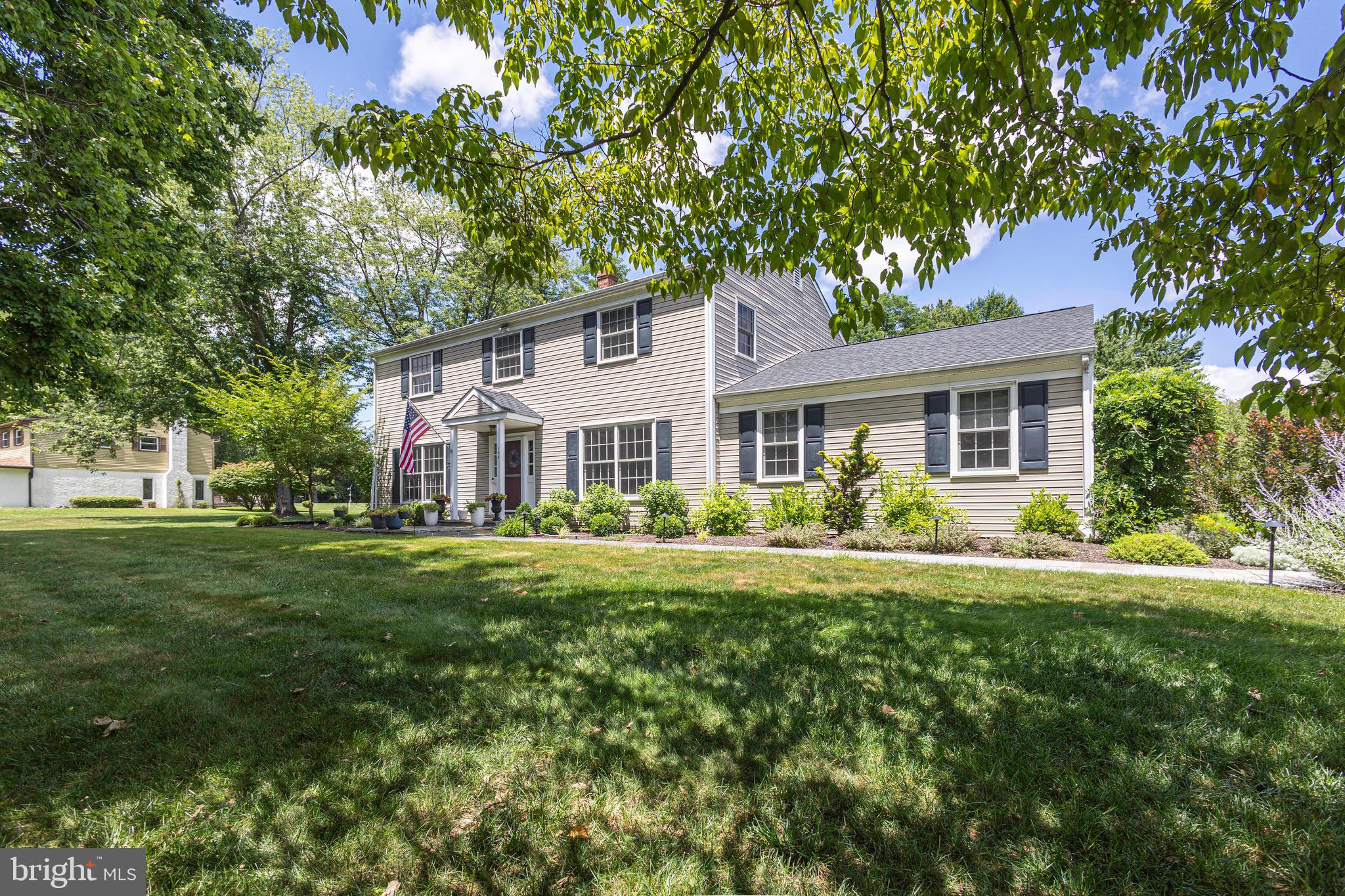 MOUNT EYRE MANOR - Residential