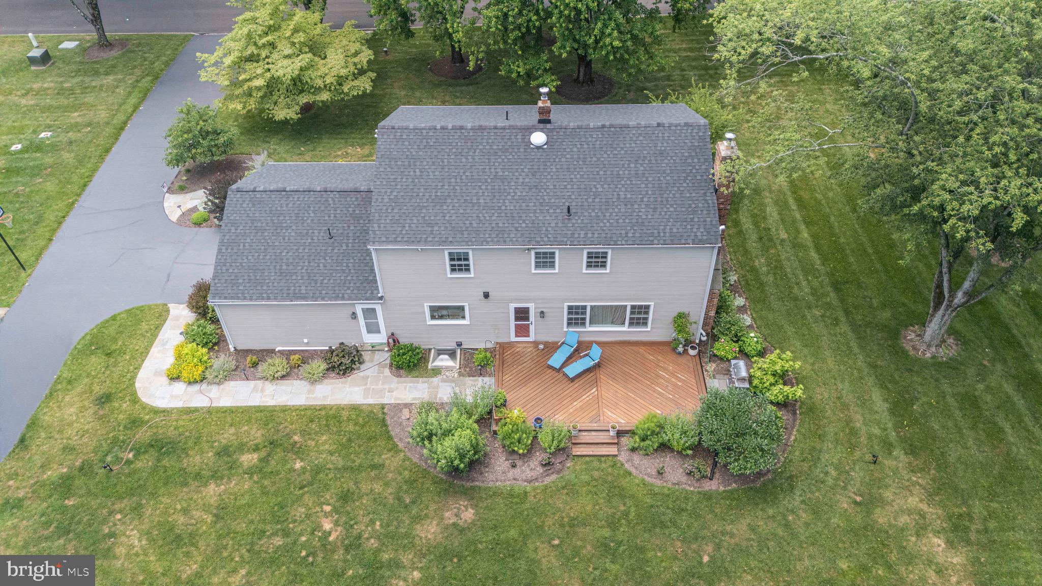 MOUNT EYRE MANOR - Residential