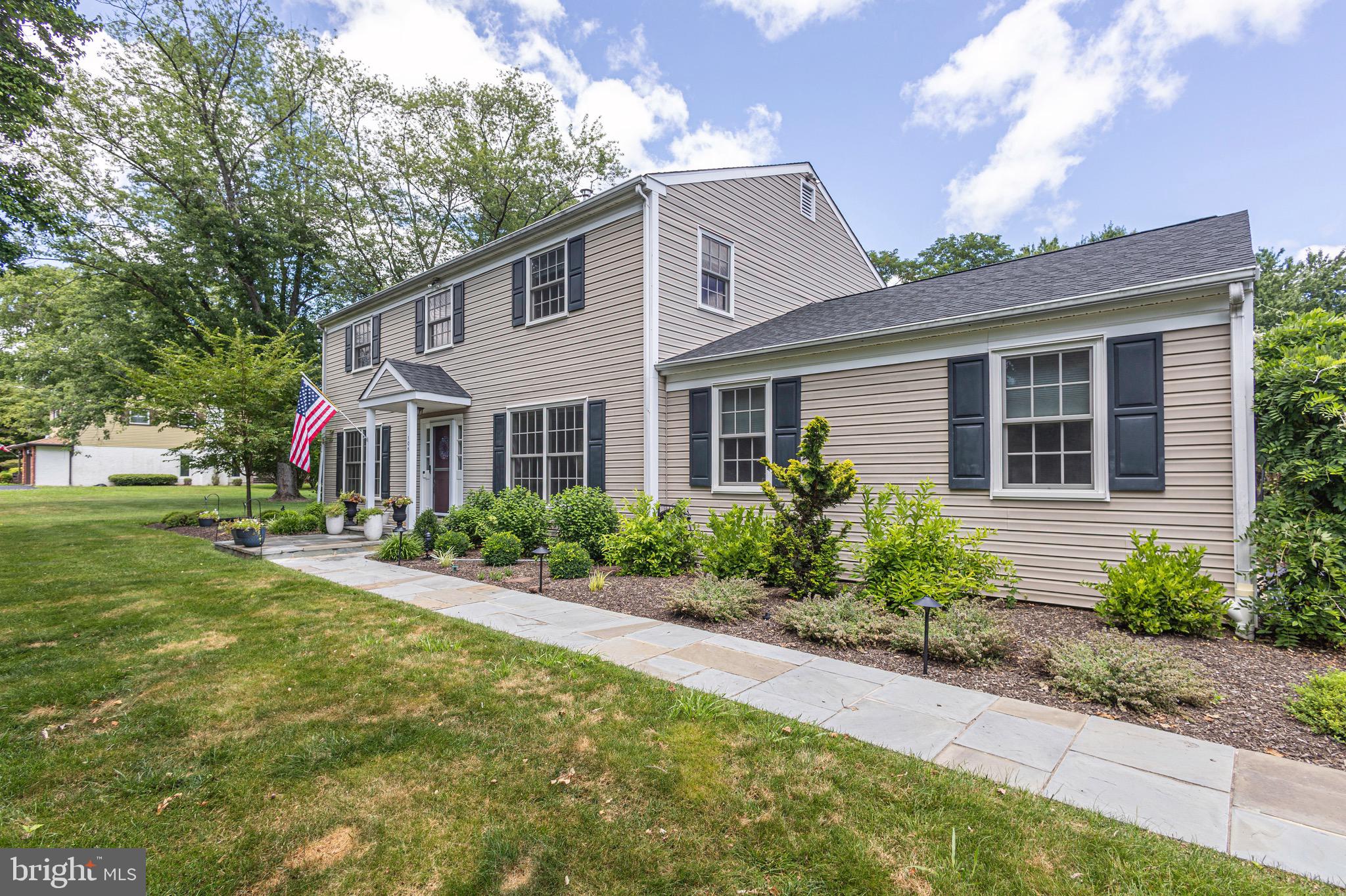 MOUNT EYRE MANOR - Residential