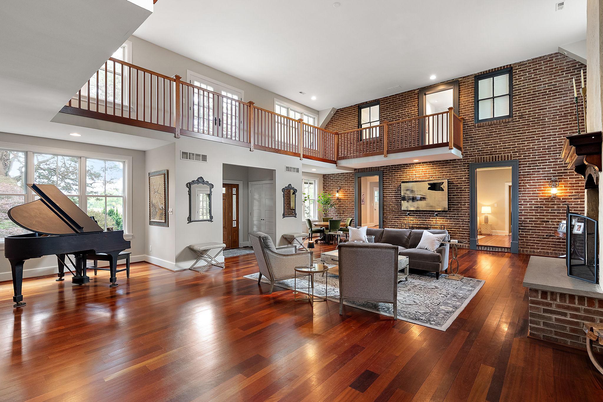 CENTREVILLE - Residential
