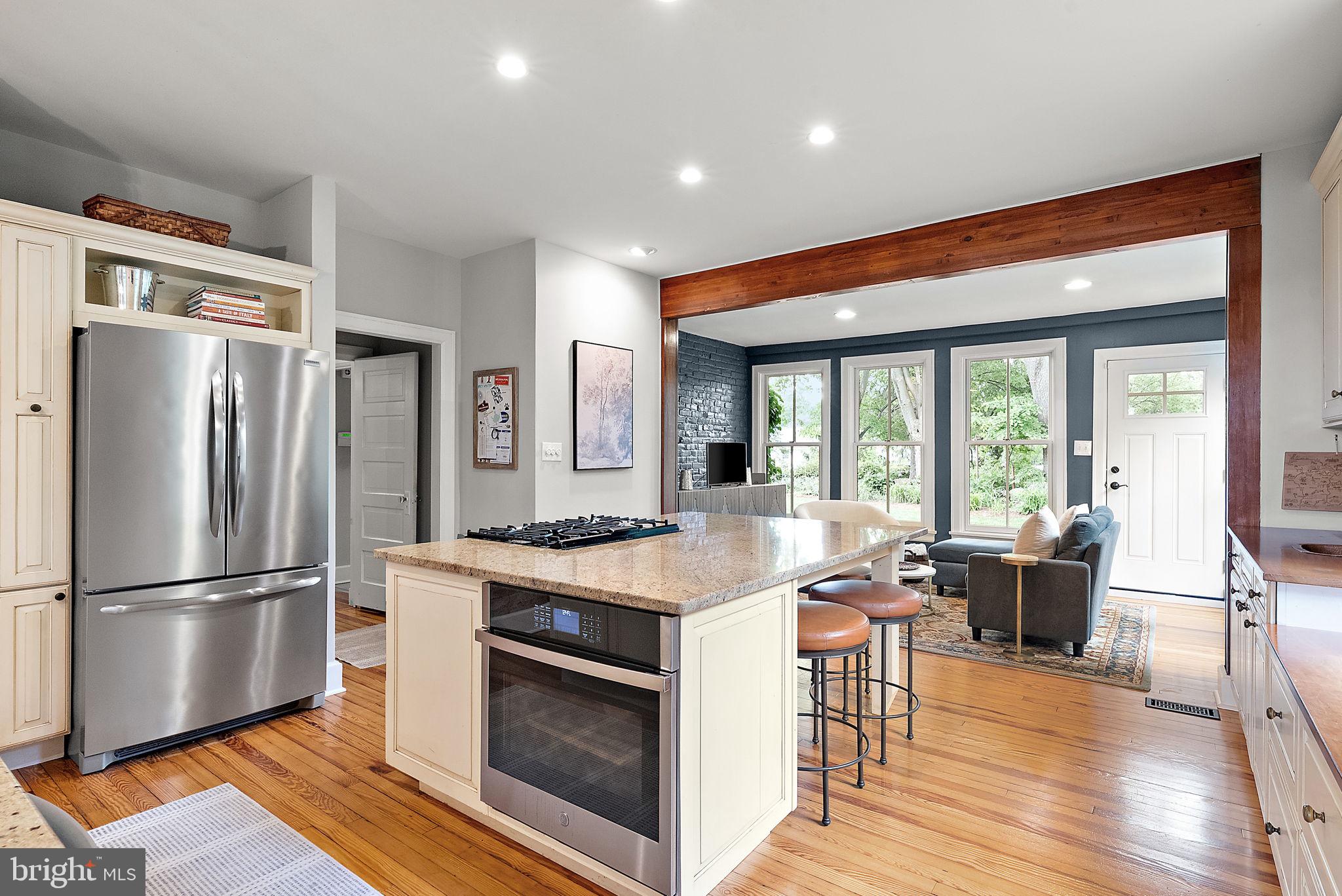 CENTREVILLE - Residential