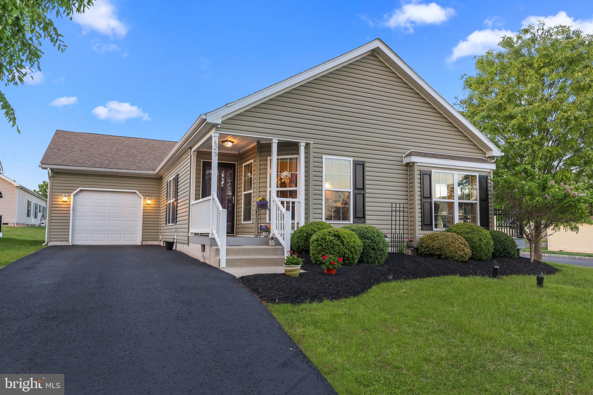 BLUE BELL SPRINGS - Residential