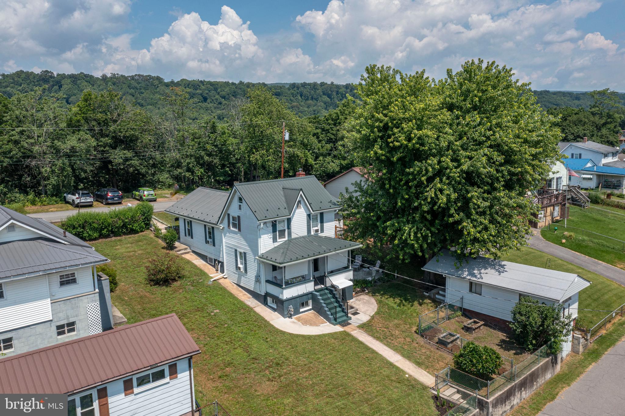 EAST SIDE - Residential