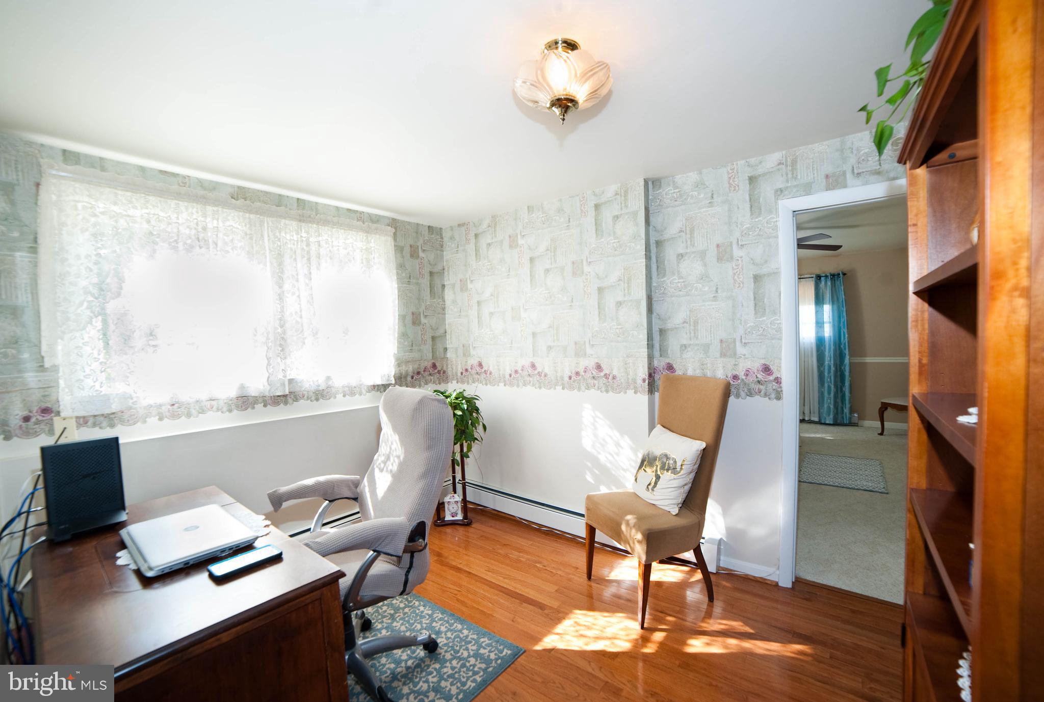 EAST SIDE - Residential