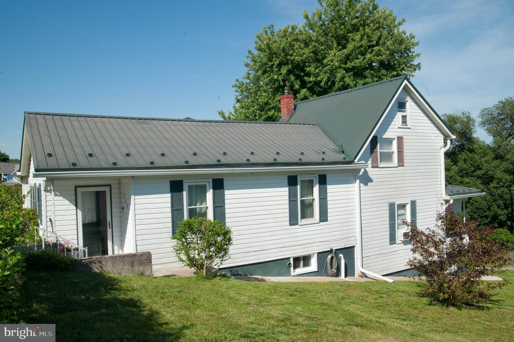 EAST SIDE - Residential