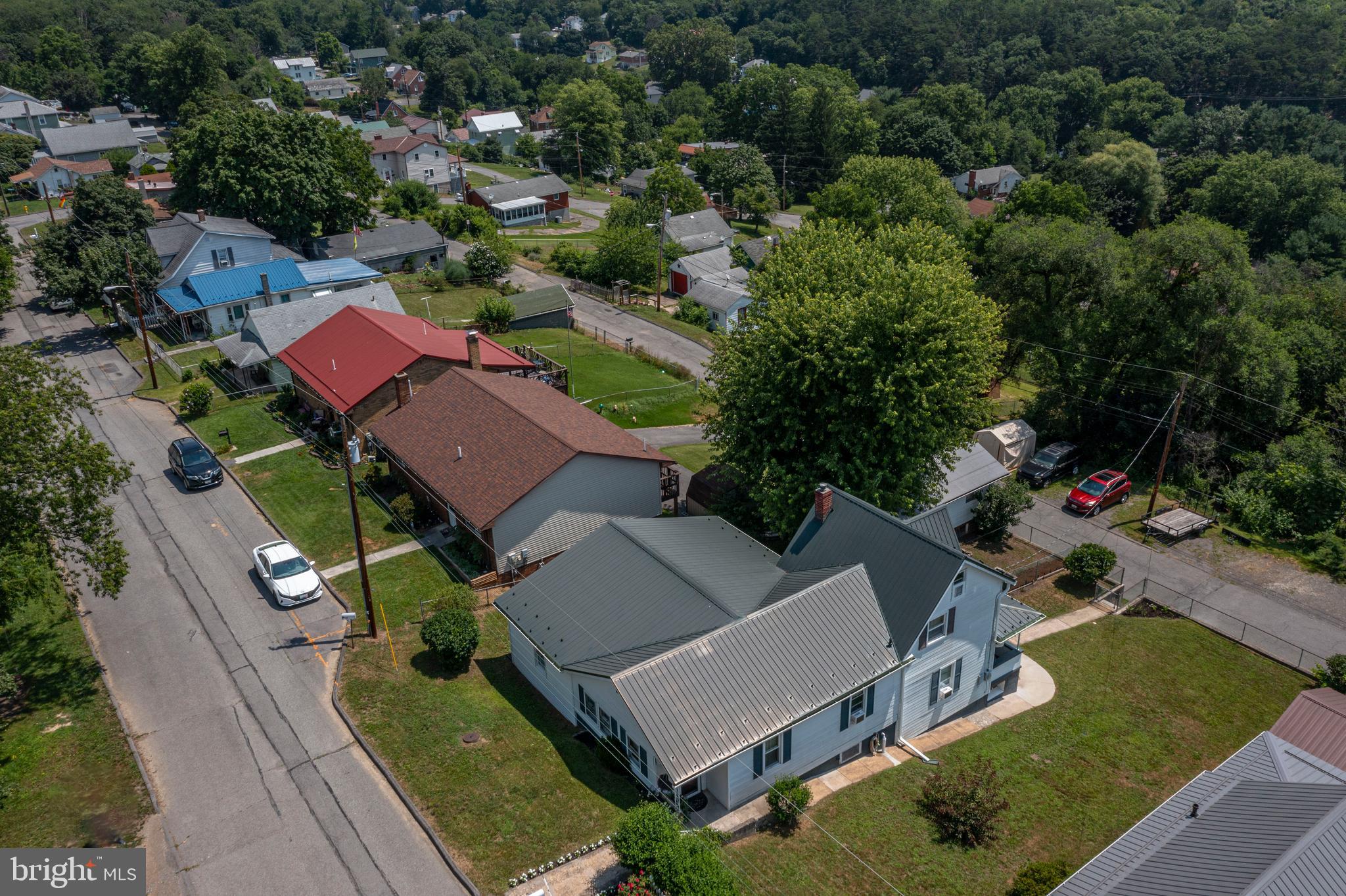EAST SIDE - Residential