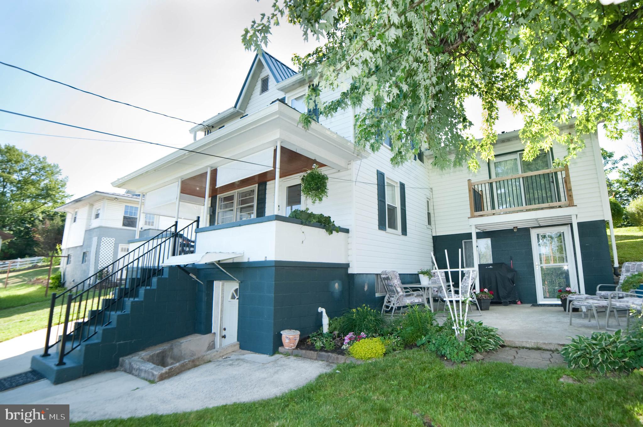 EAST SIDE - Residential