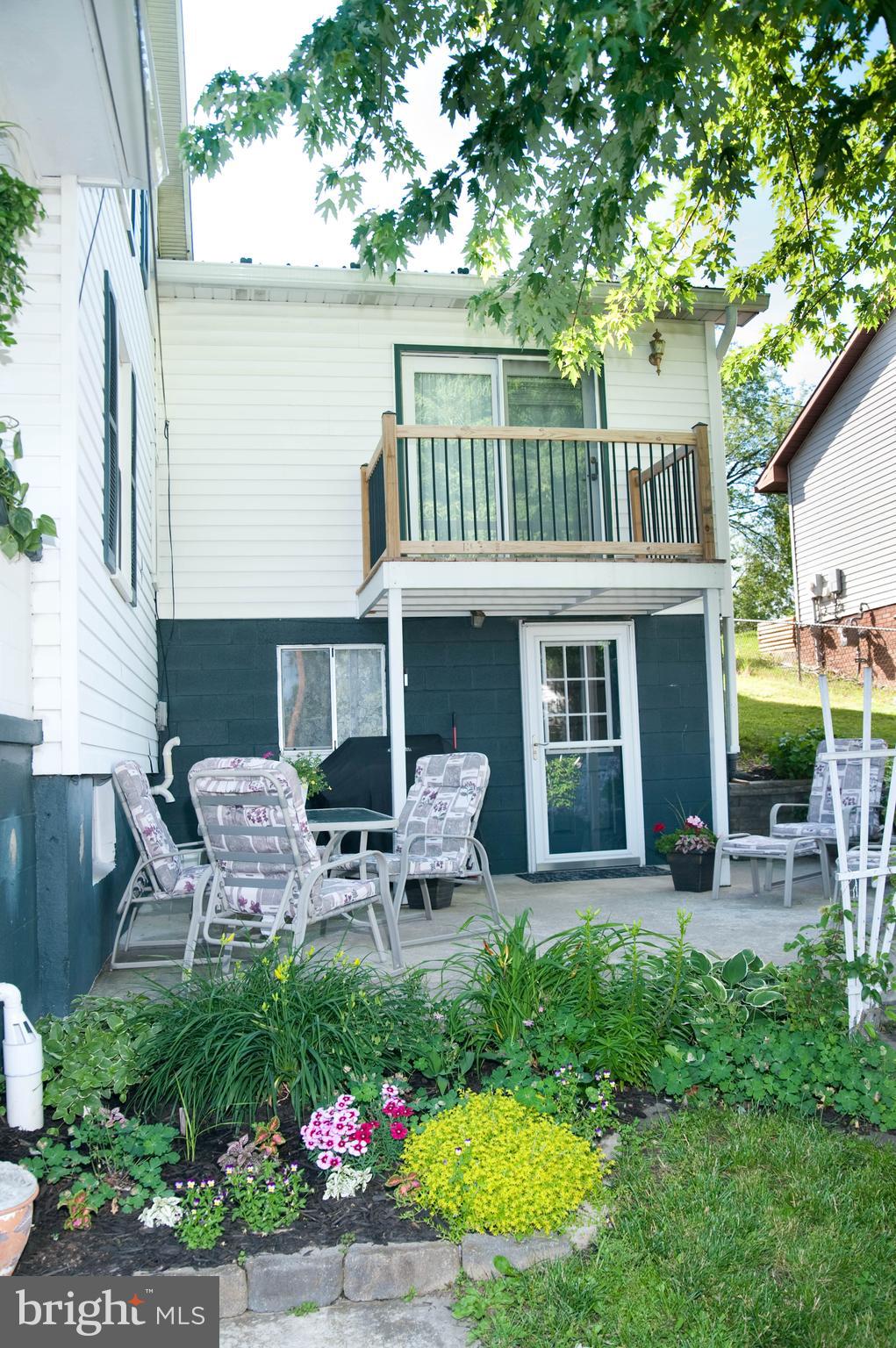 EAST SIDE - Residential