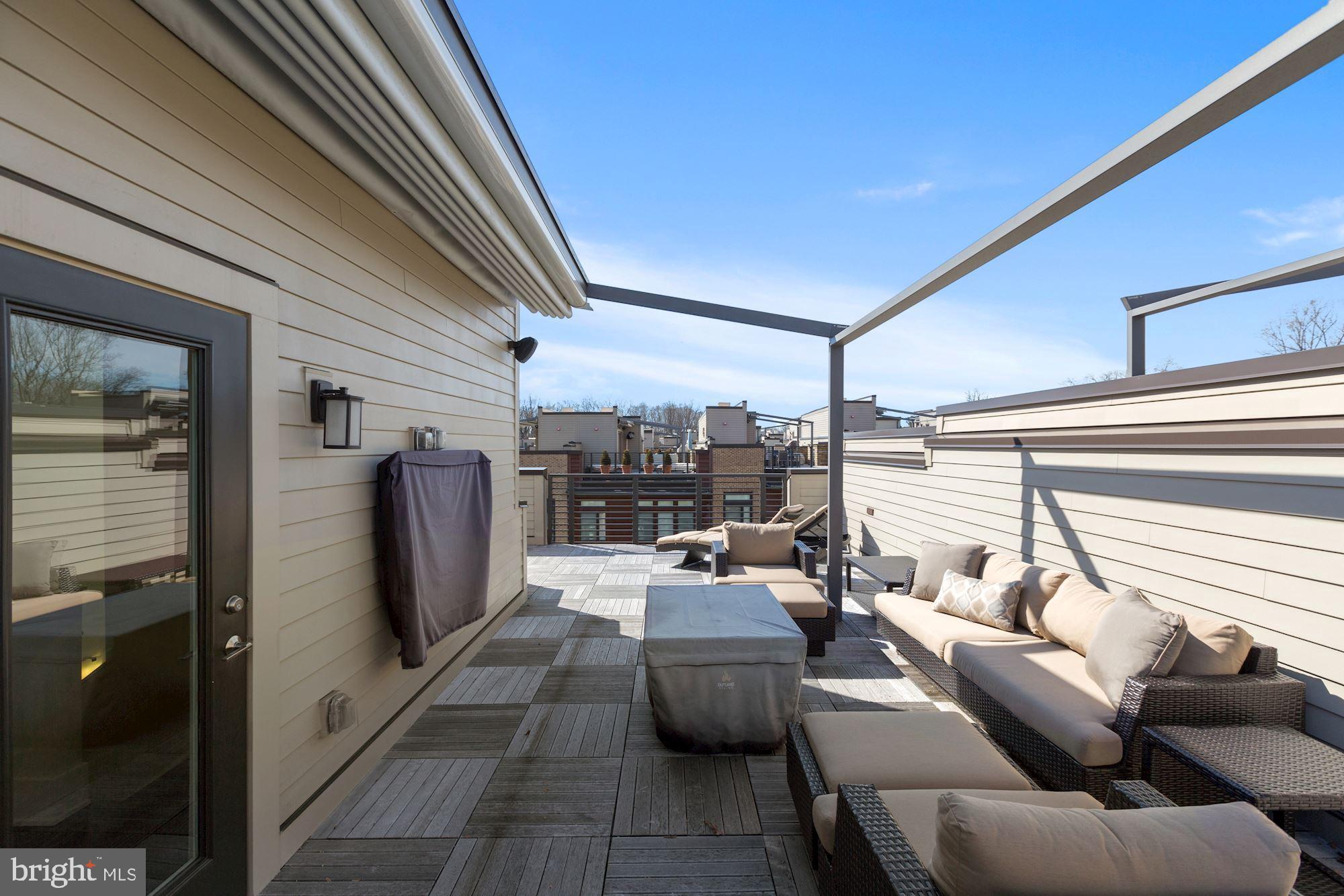 GROSVENOR HEIGHTS - Residential
