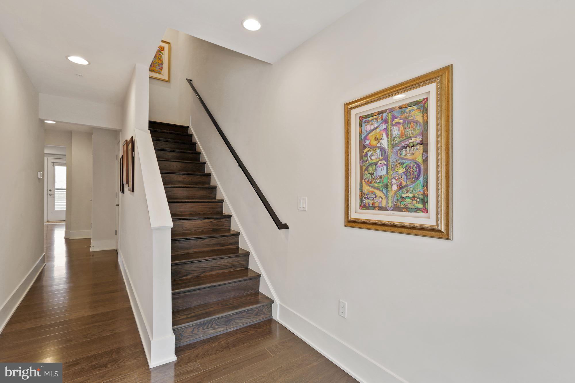 GROSVENOR HEIGHTS - Residential