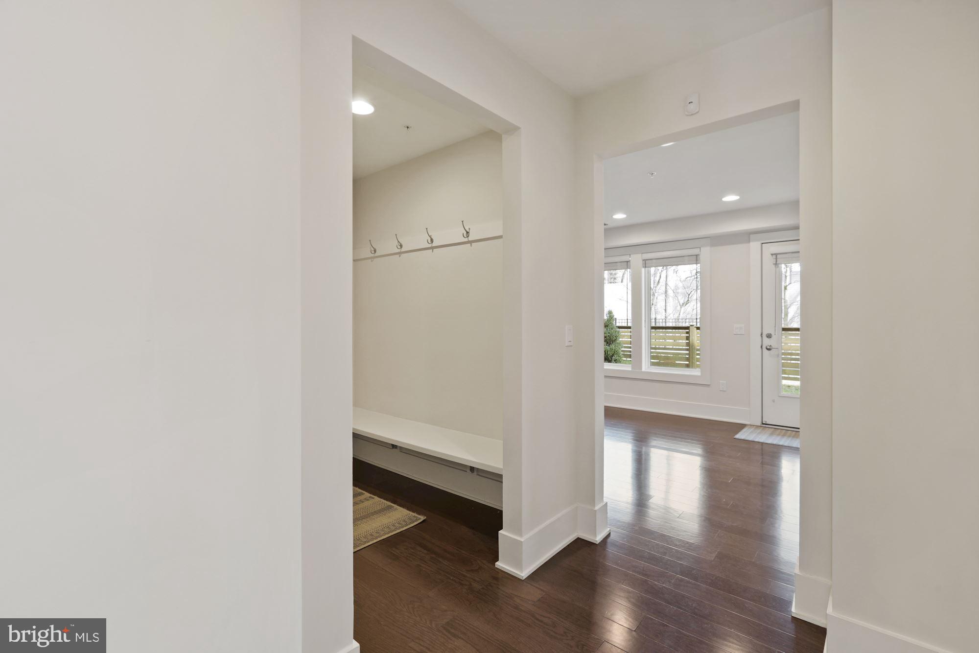 GROSVENOR HEIGHTS - Residential