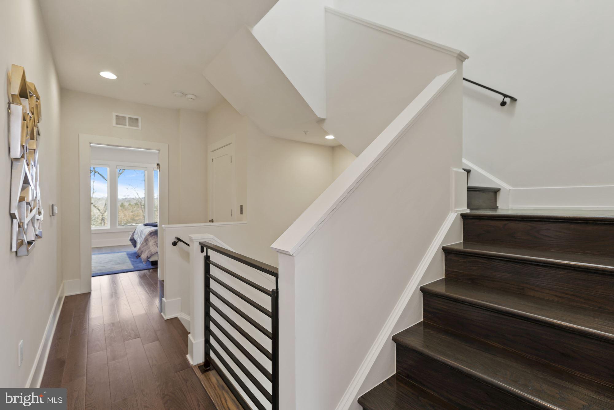 GROSVENOR HEIGHTS - Residential