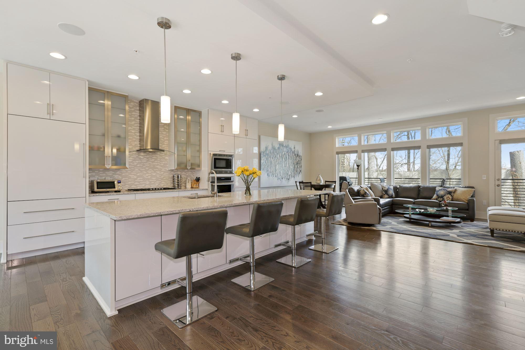 GROSVENOR HEIGHTS - Residential
