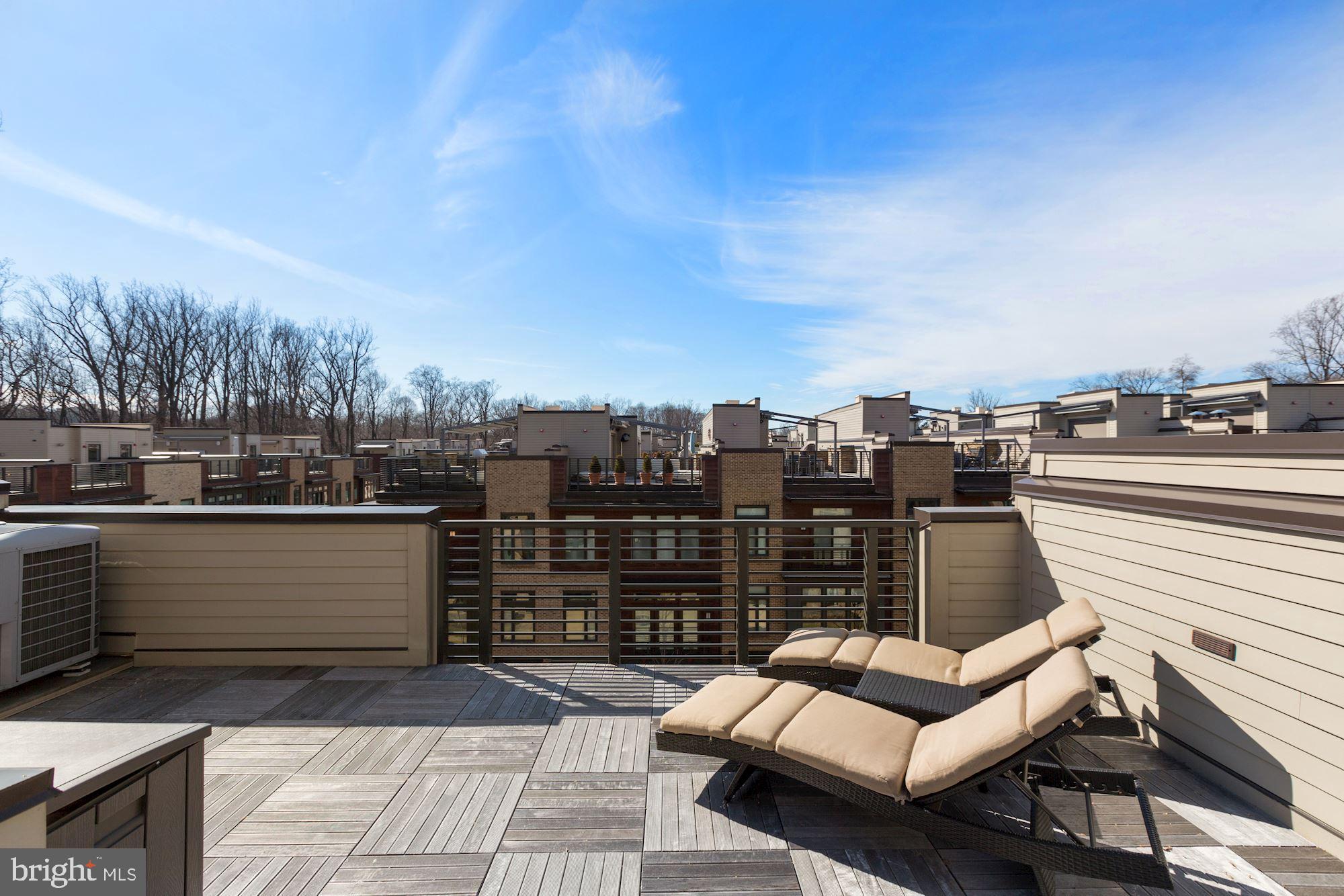 GROSVENOR HEIGHTS - Residential