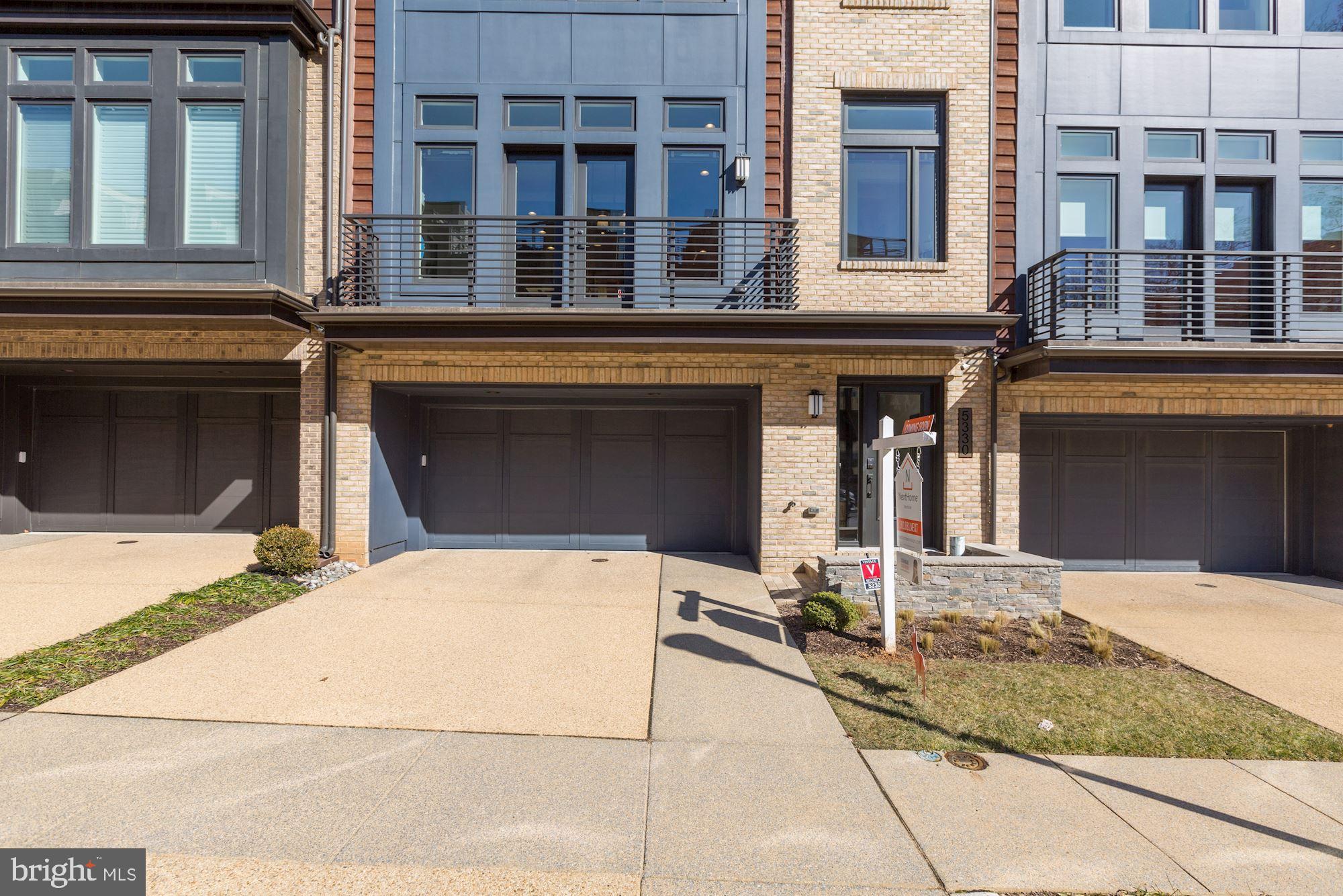 GROSVENOR HEIGHTS - Residential