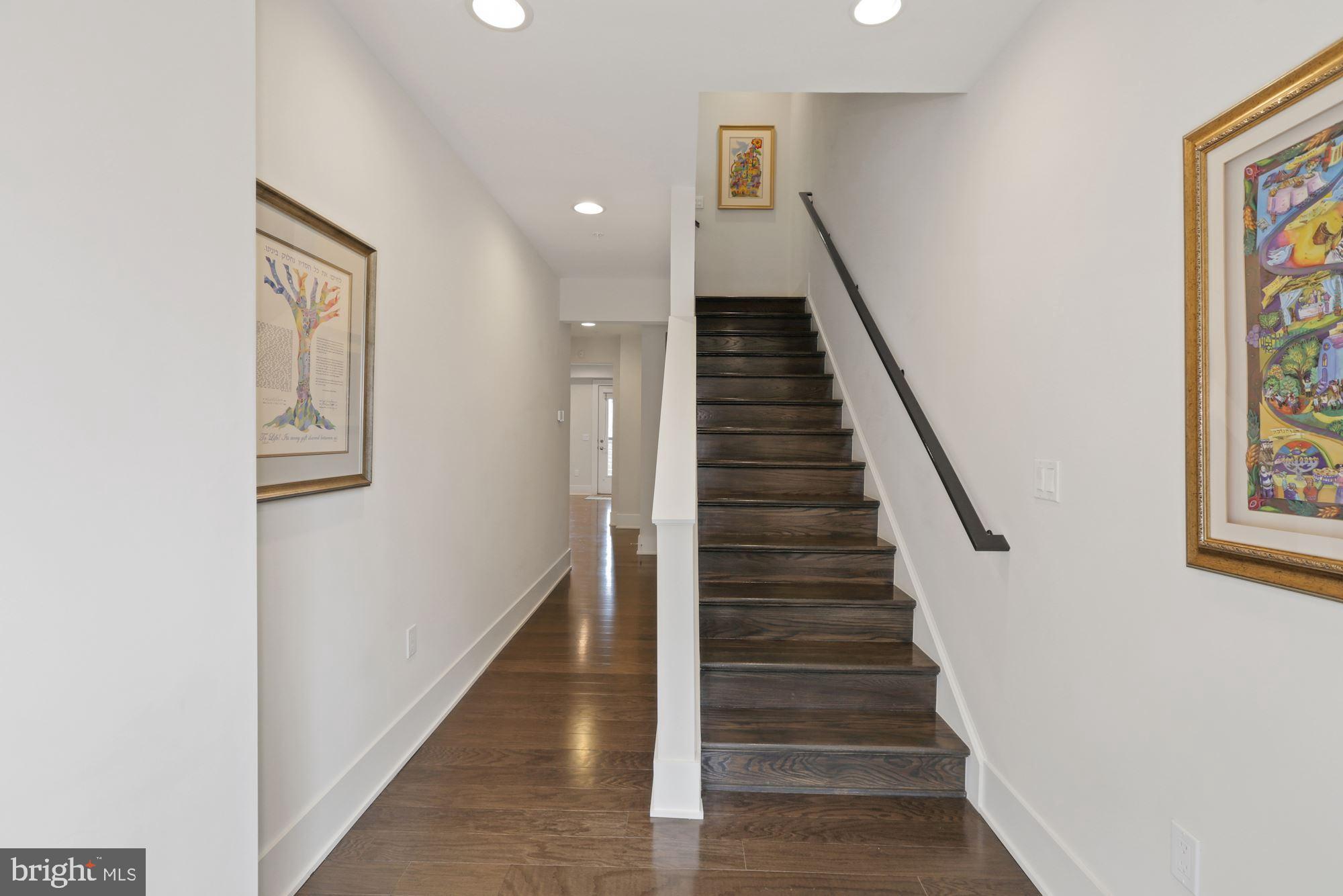 GROSVENOR HEIGHTS - Residential
