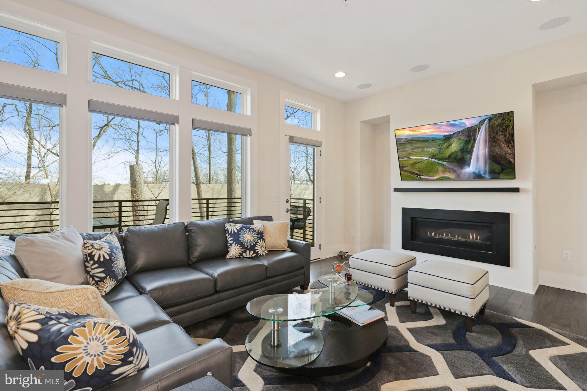 GROSVENOR HEIGHTS - Residential