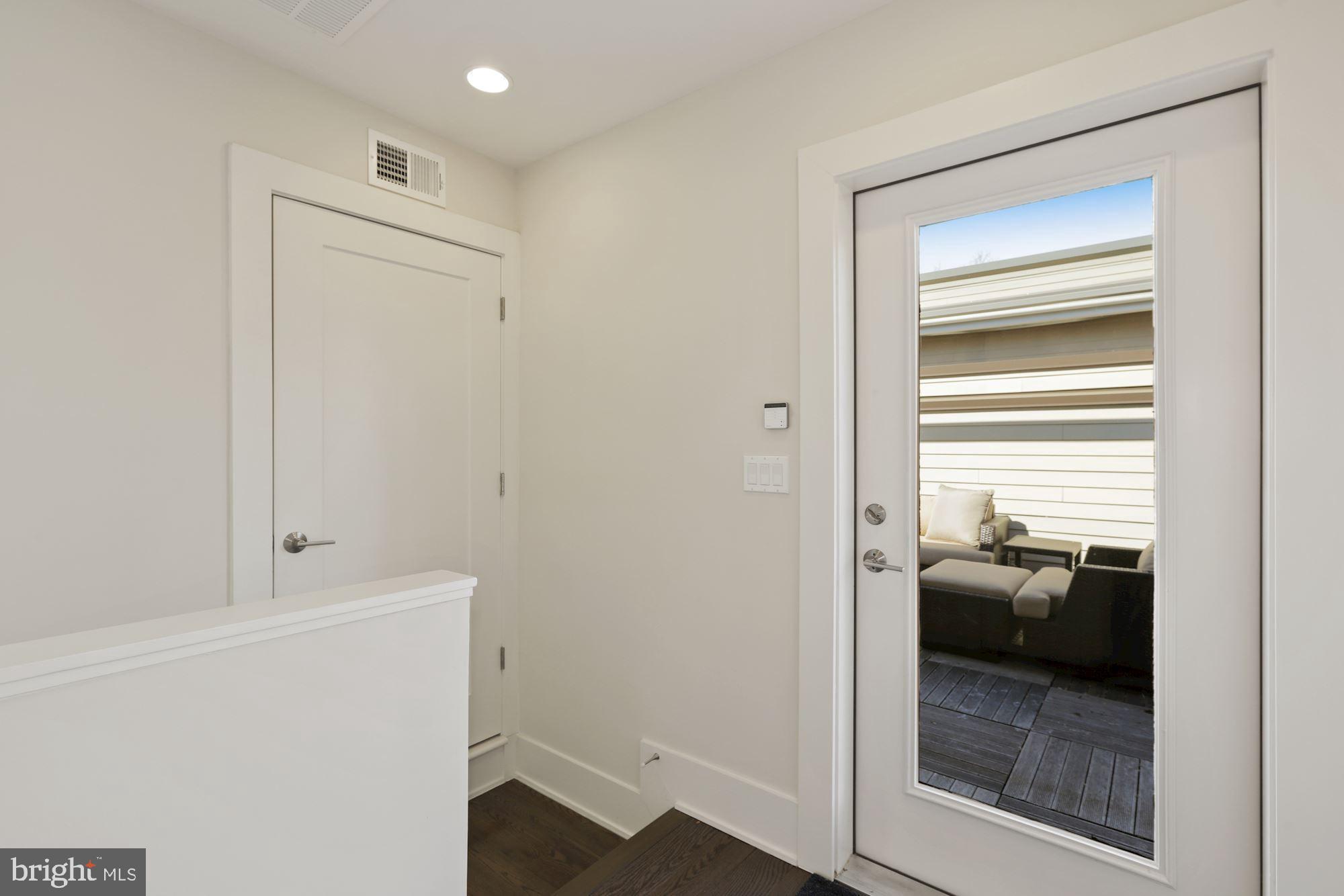 GROSVENOR HEIGHTS - Residential