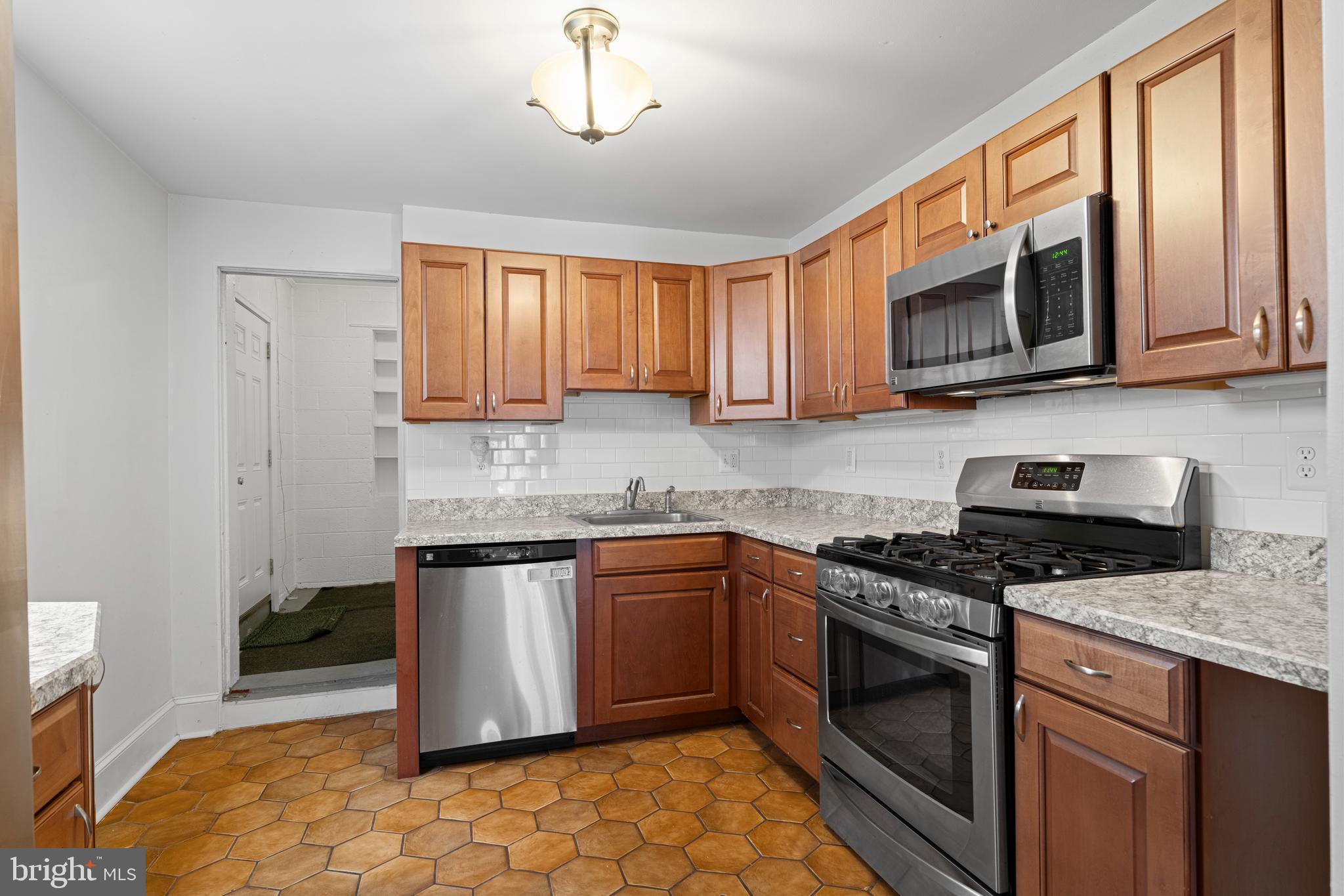 CANTON - Residential