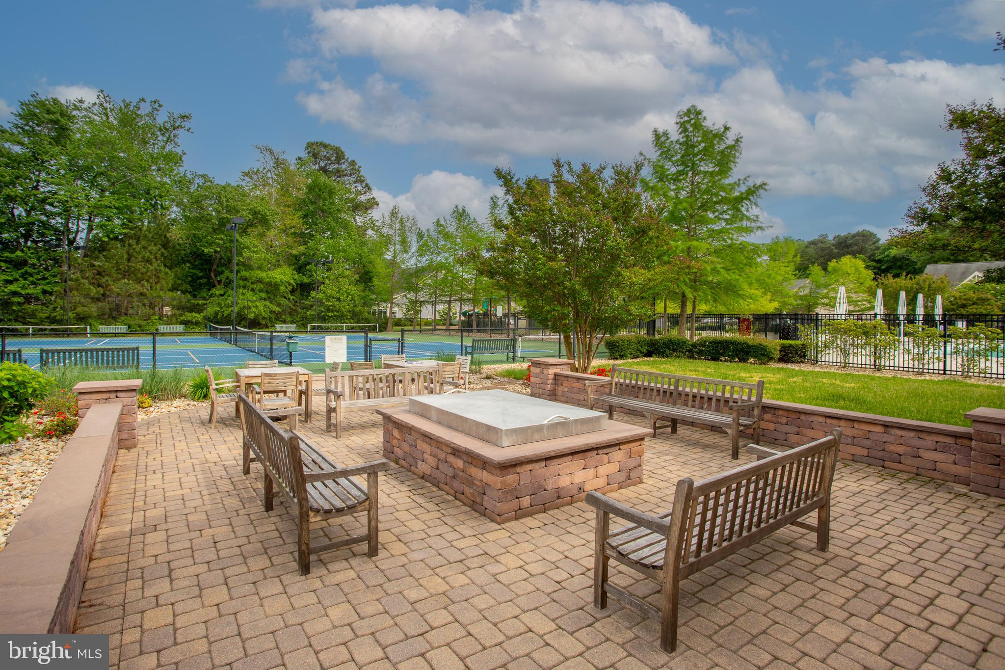 FOREST LANDING - Residential