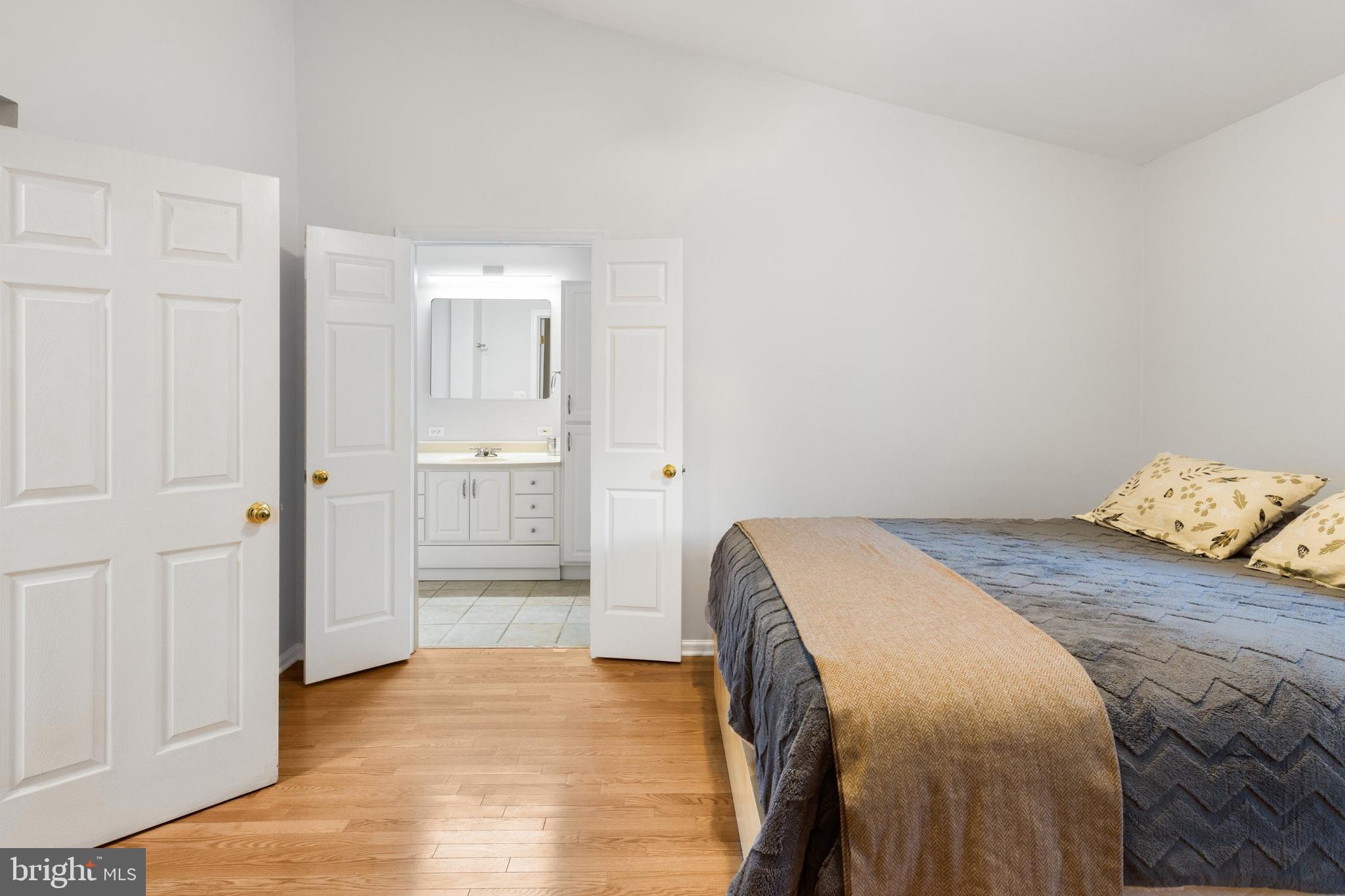 DORSEY HALL - Residential