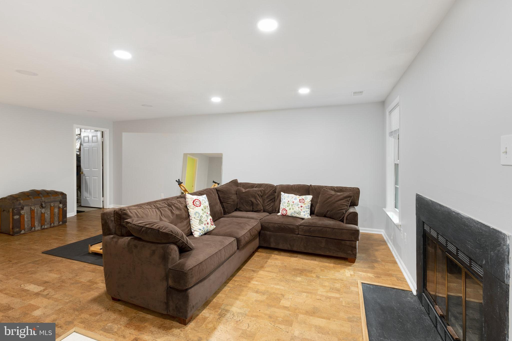 DORSEY HALL - Residential